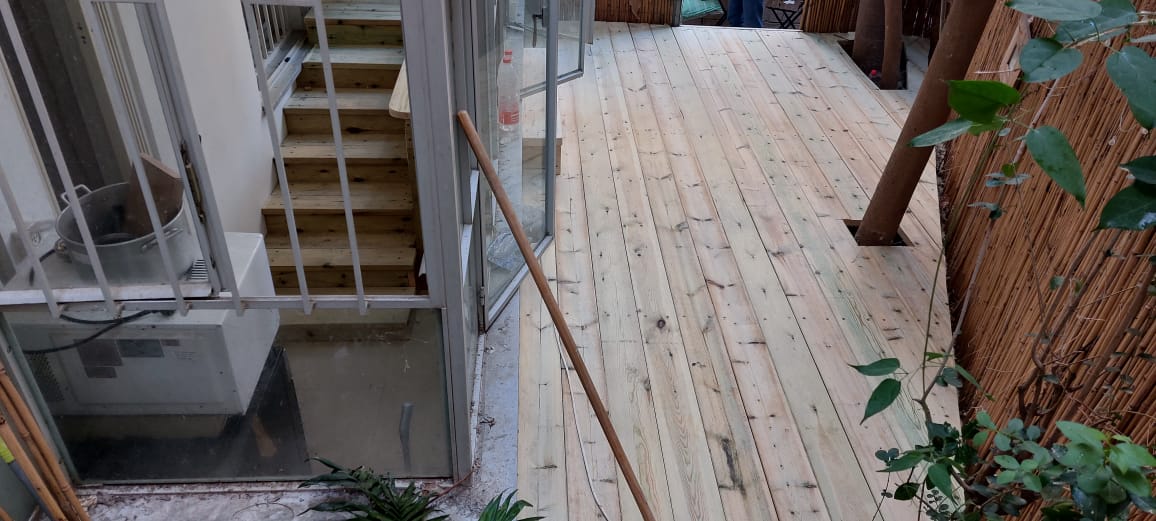 דקים ופרגולות