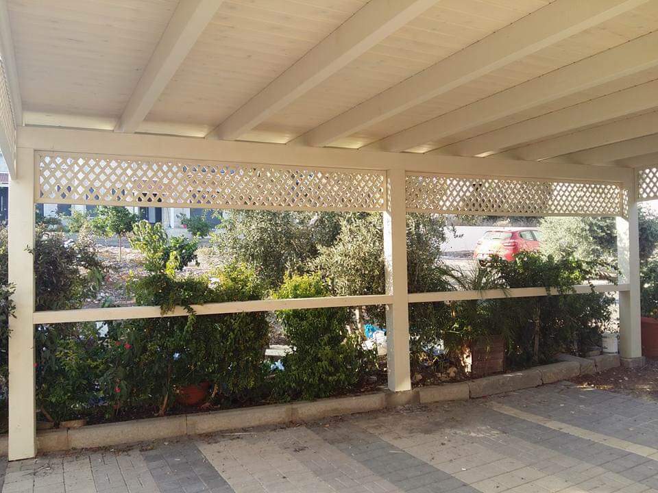 דקים ופרגולות