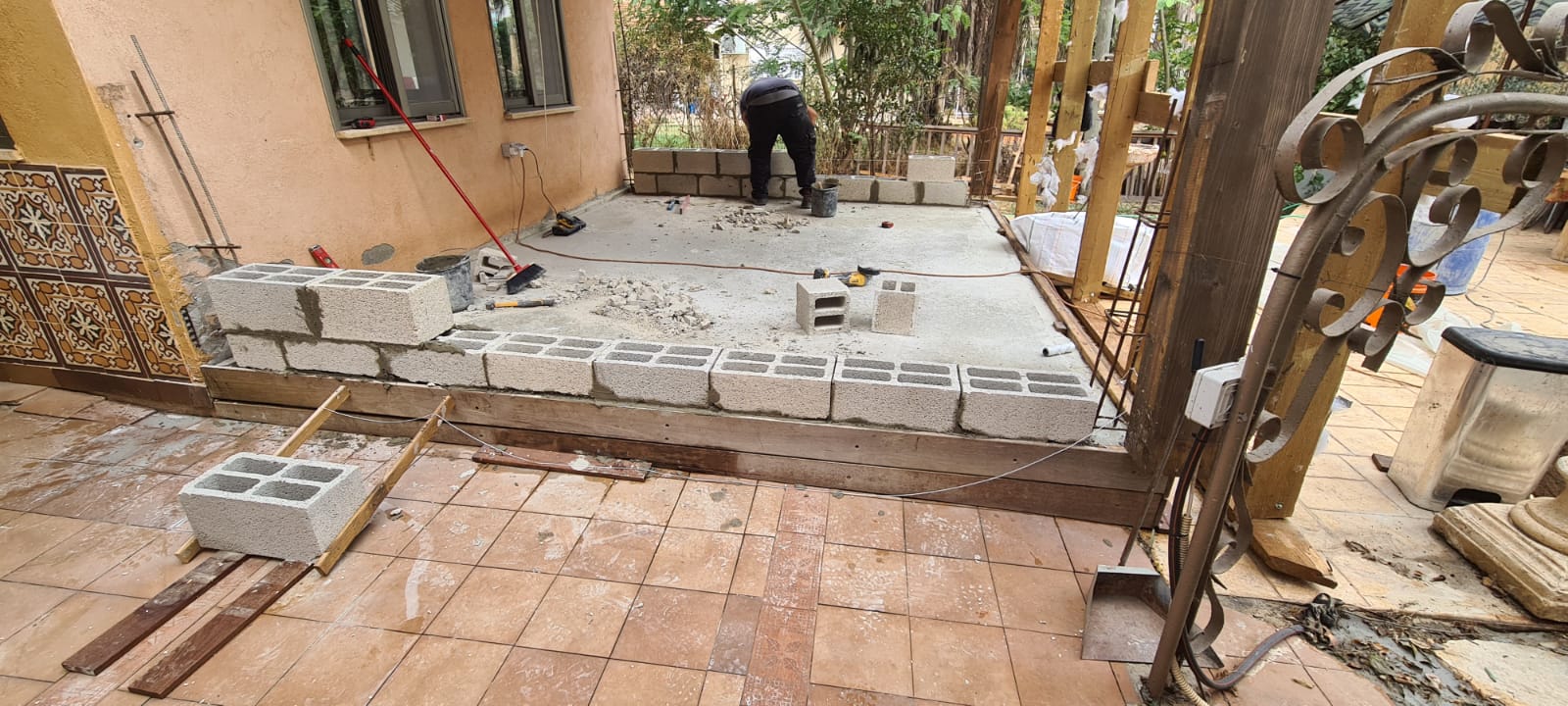 שיפוץ מרפסת