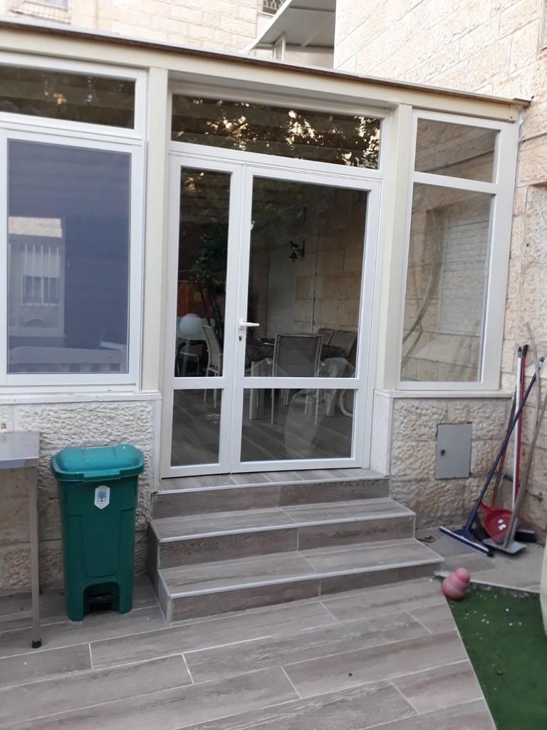 שיפוץ בית וחצר