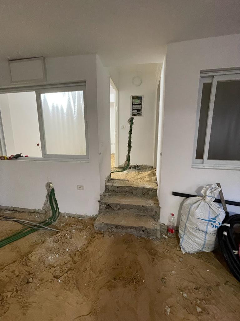 שיפוץ בית וחצר