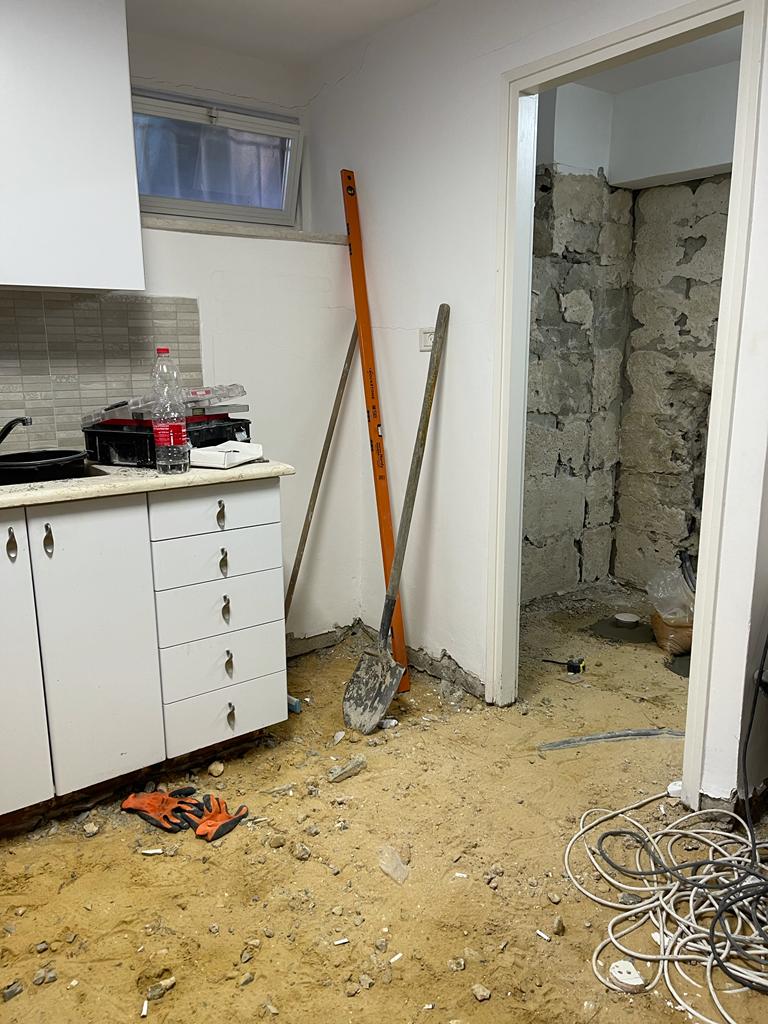 שיפוץ בית וחצר