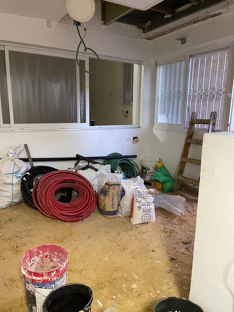 שיפוץ בית וחצר