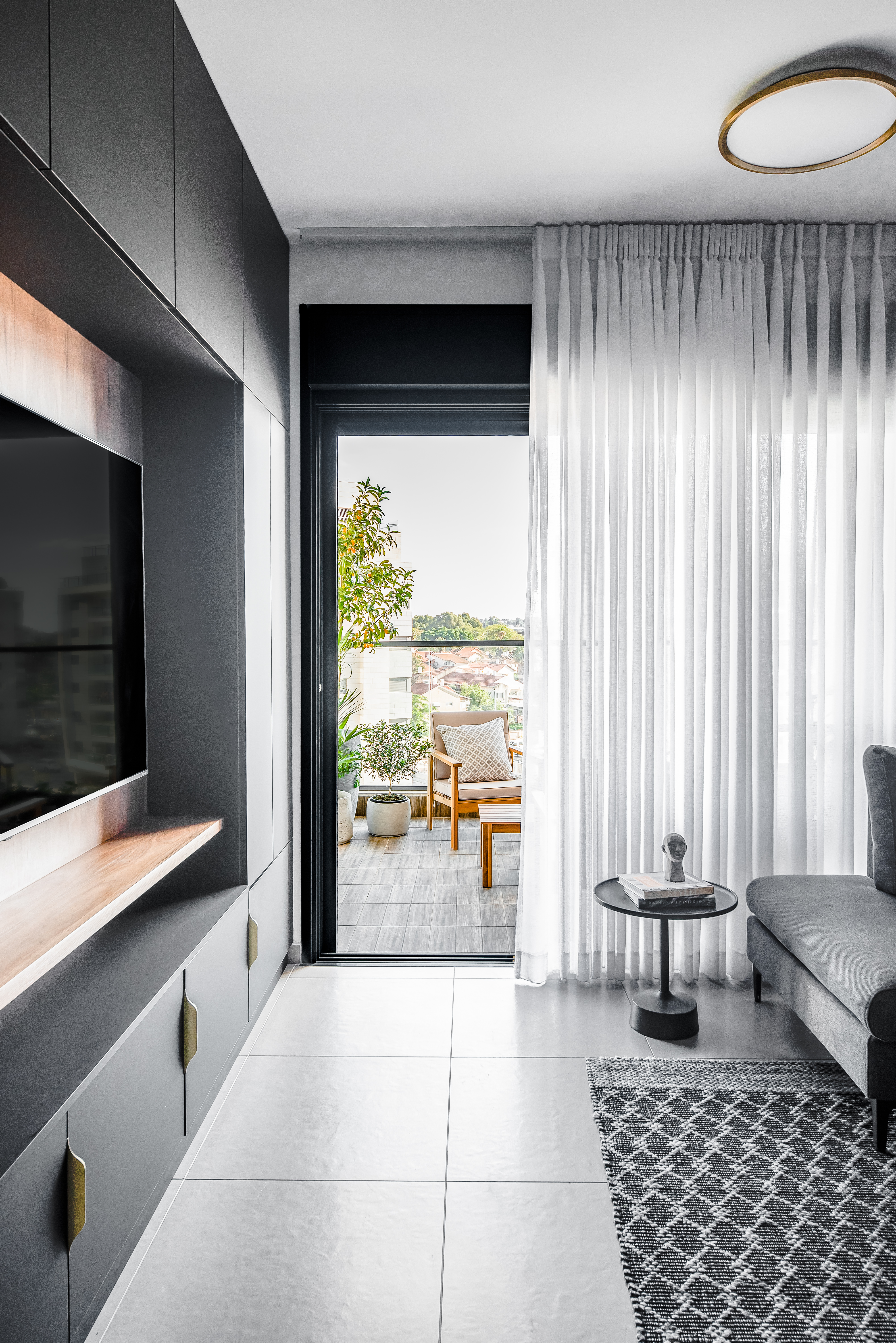 עיצוב פנים והלבשה לדירת קבלן ברחובות