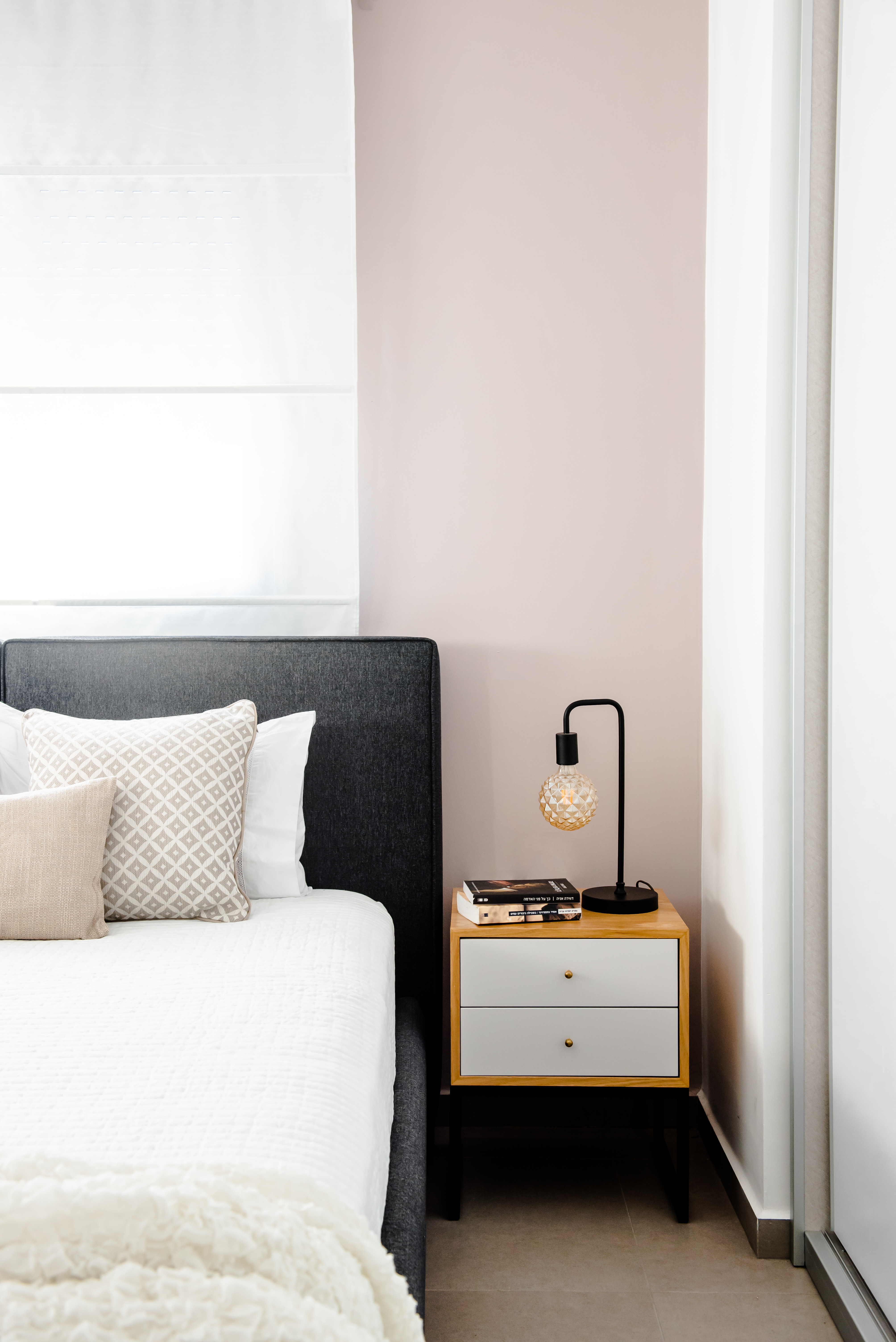 עיצוב פנים והלבשה לדירת קבלן ברחובות