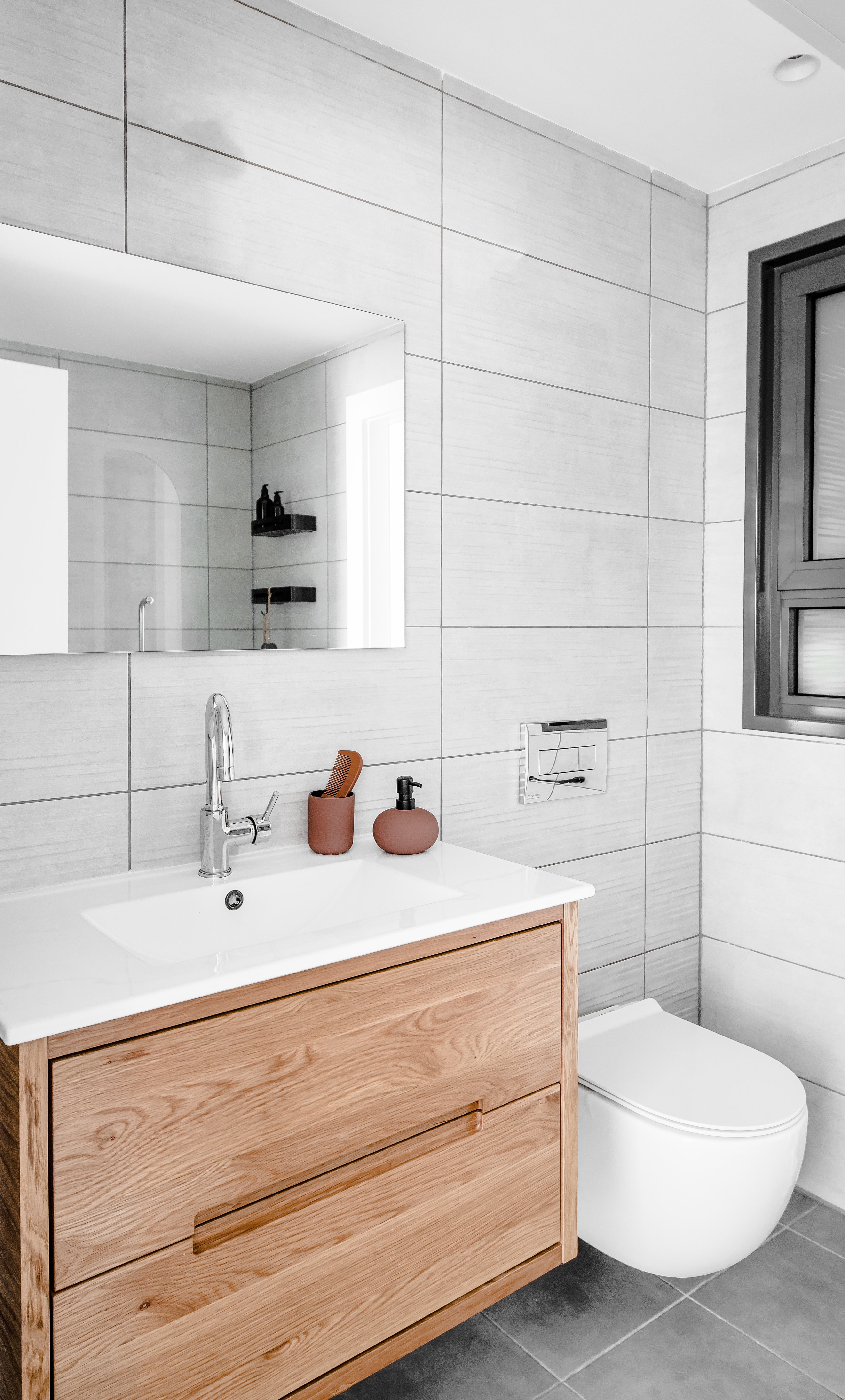 עיצוב פנים והלבשה לדירת קבלן ברחובות