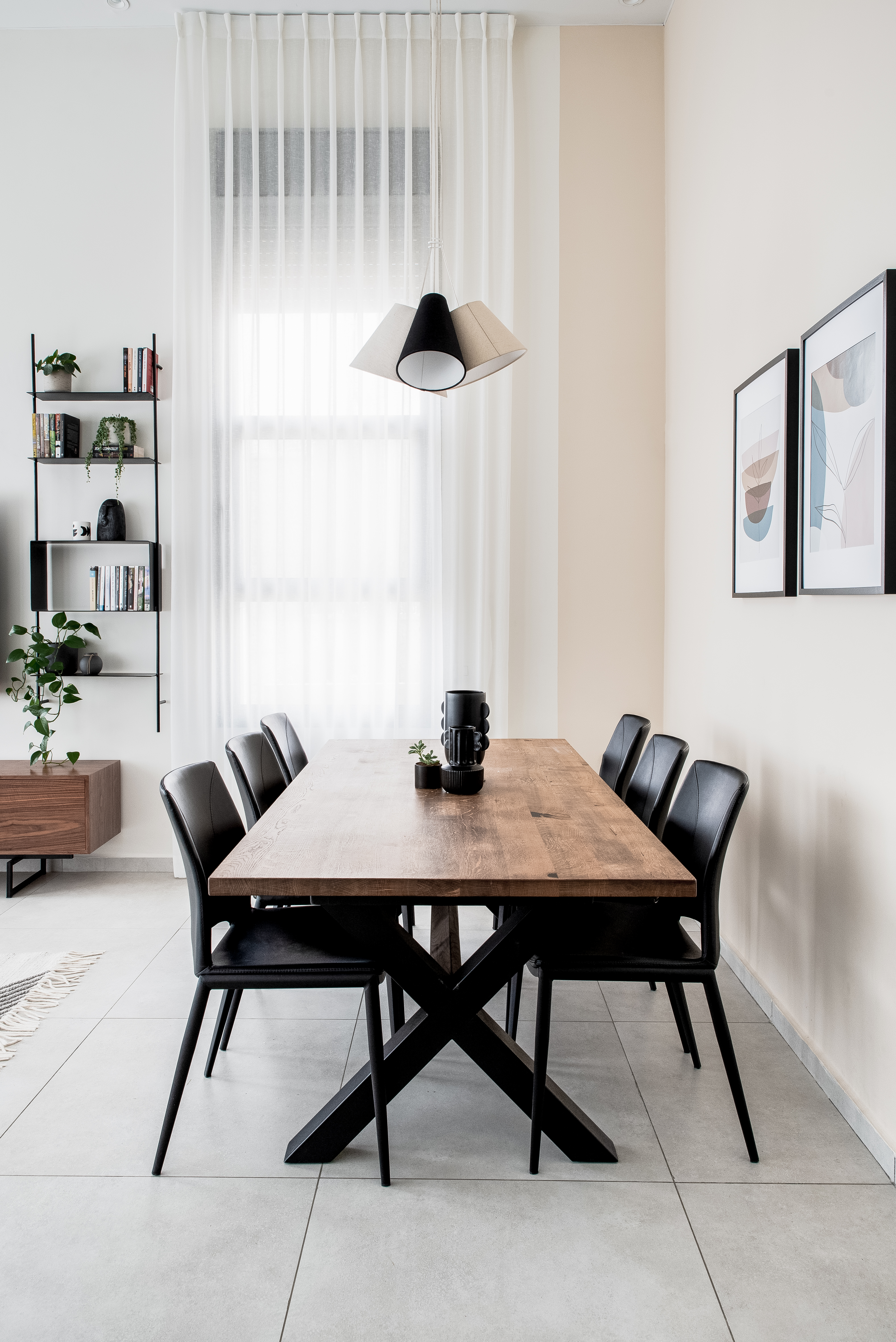 עיצוב והלבשת בית בצור הדסה