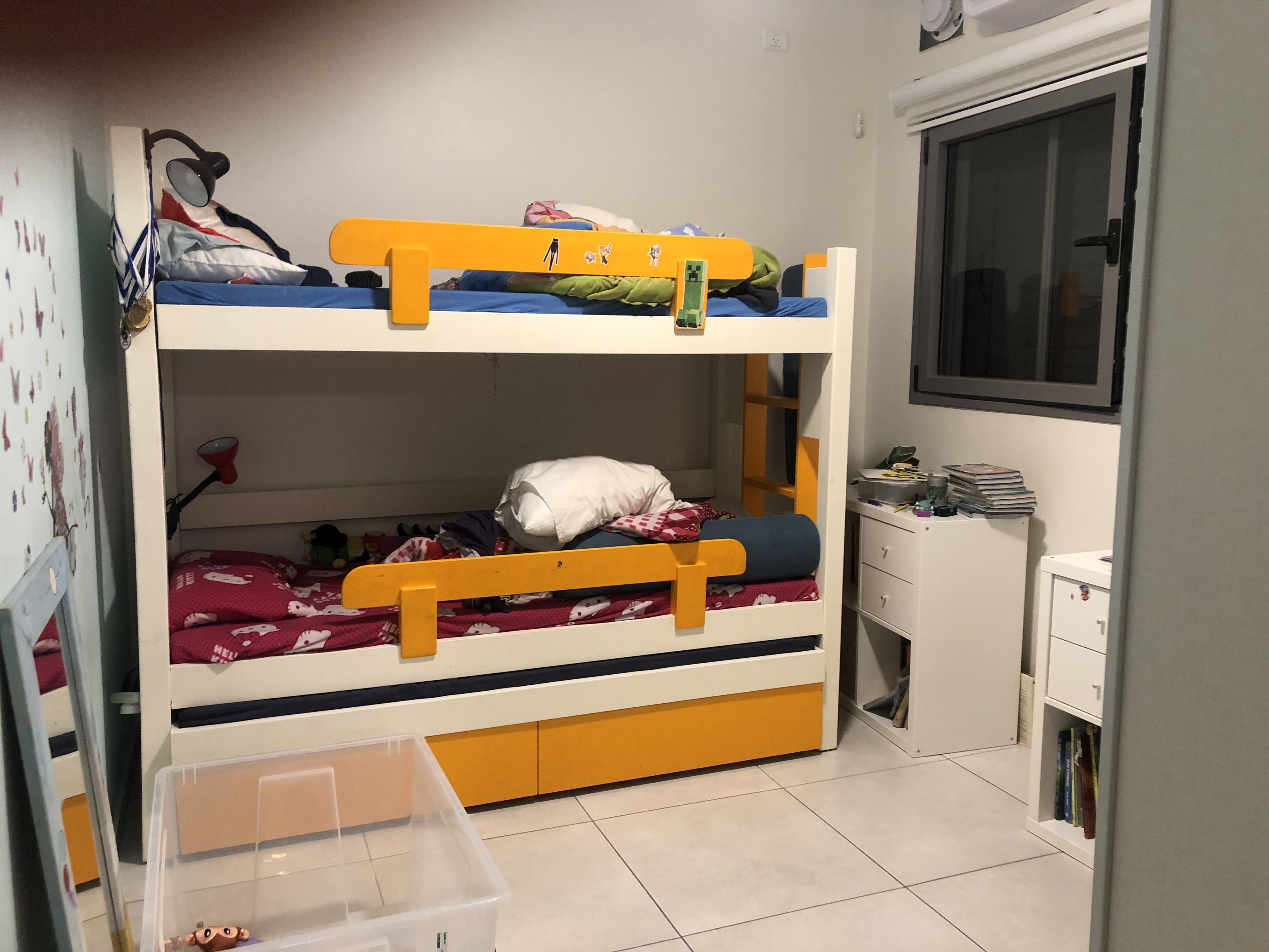 עיצוב והלבשת בית בצור הדסה