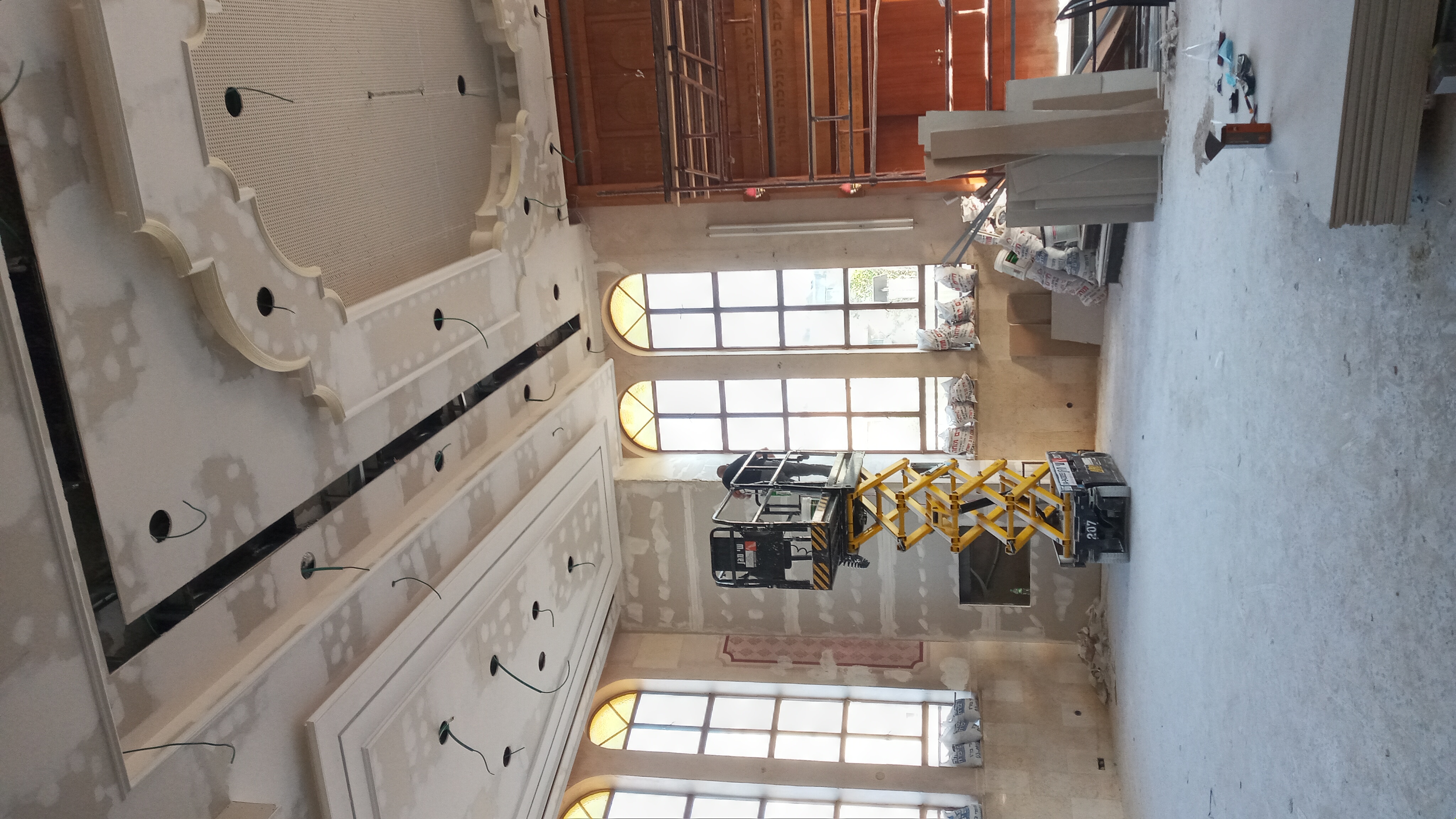 עיצוב תקרה בגס כולל צבע בית כנסת בירושלים