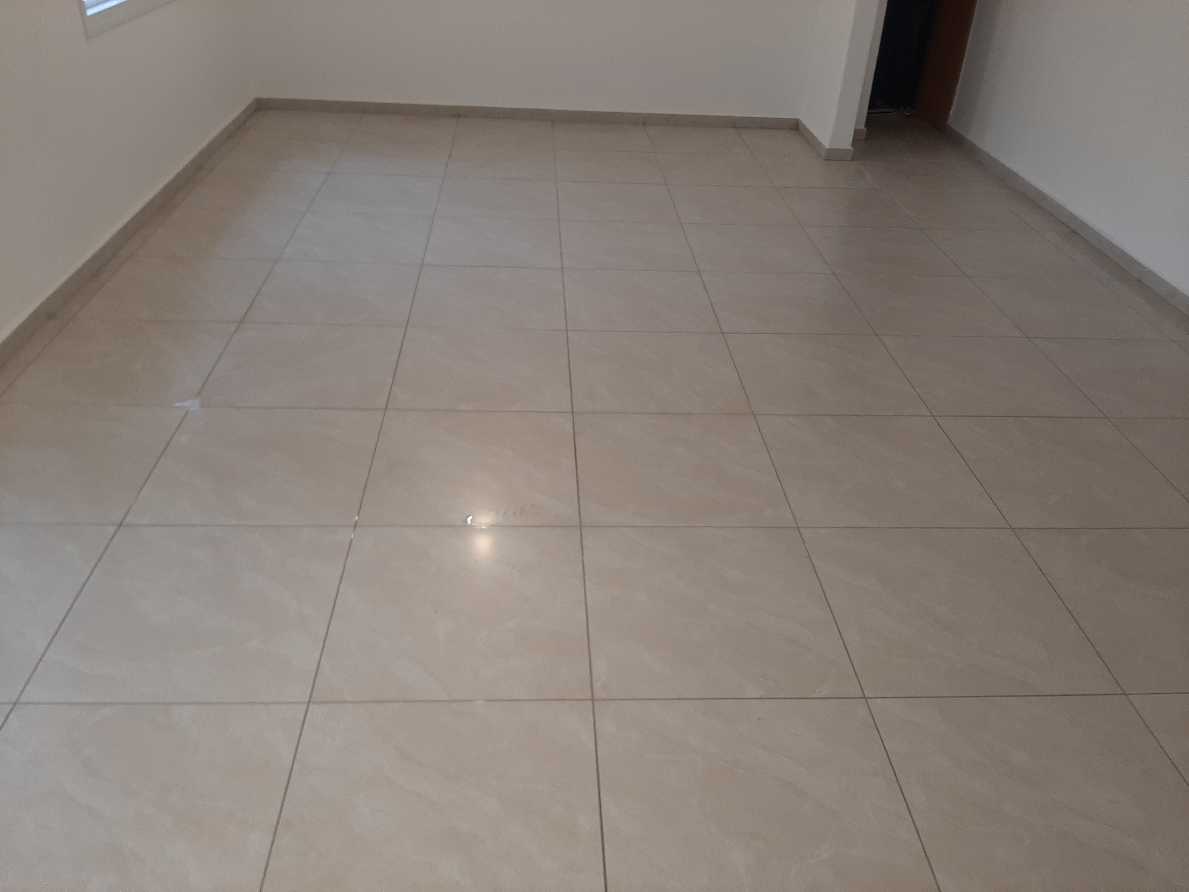 עבודות ריצוף +רובה +פולש