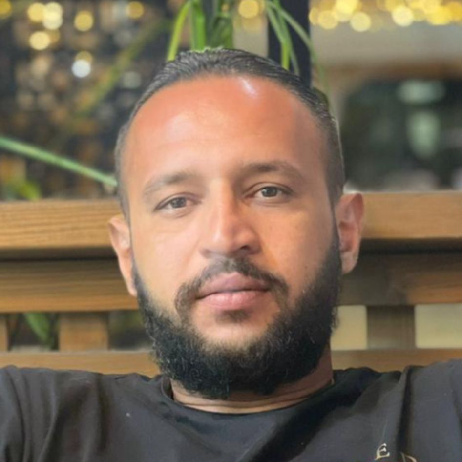 מוסטפא אבו בכר