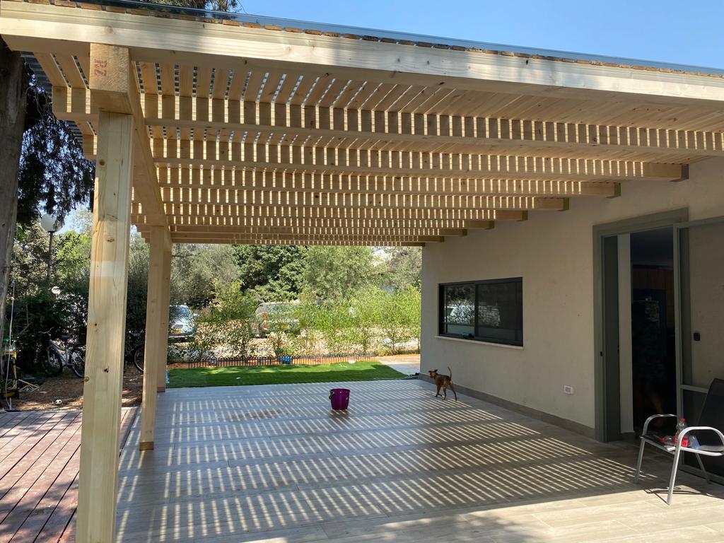 פרגולה במגל