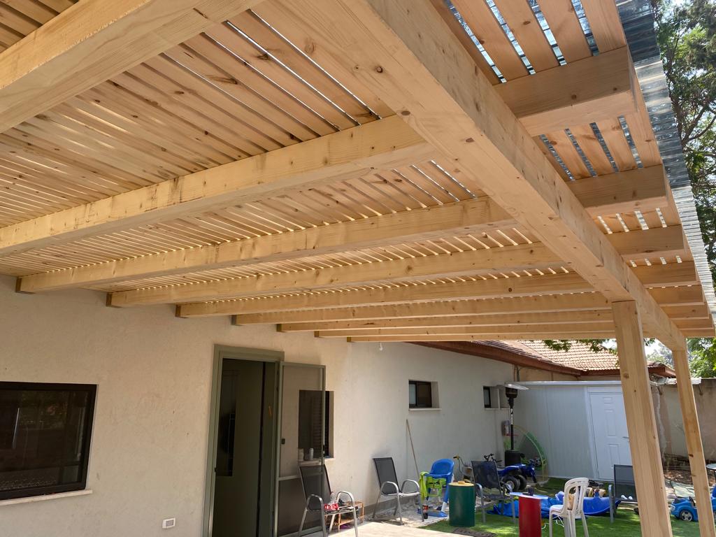 פרגולה במגל