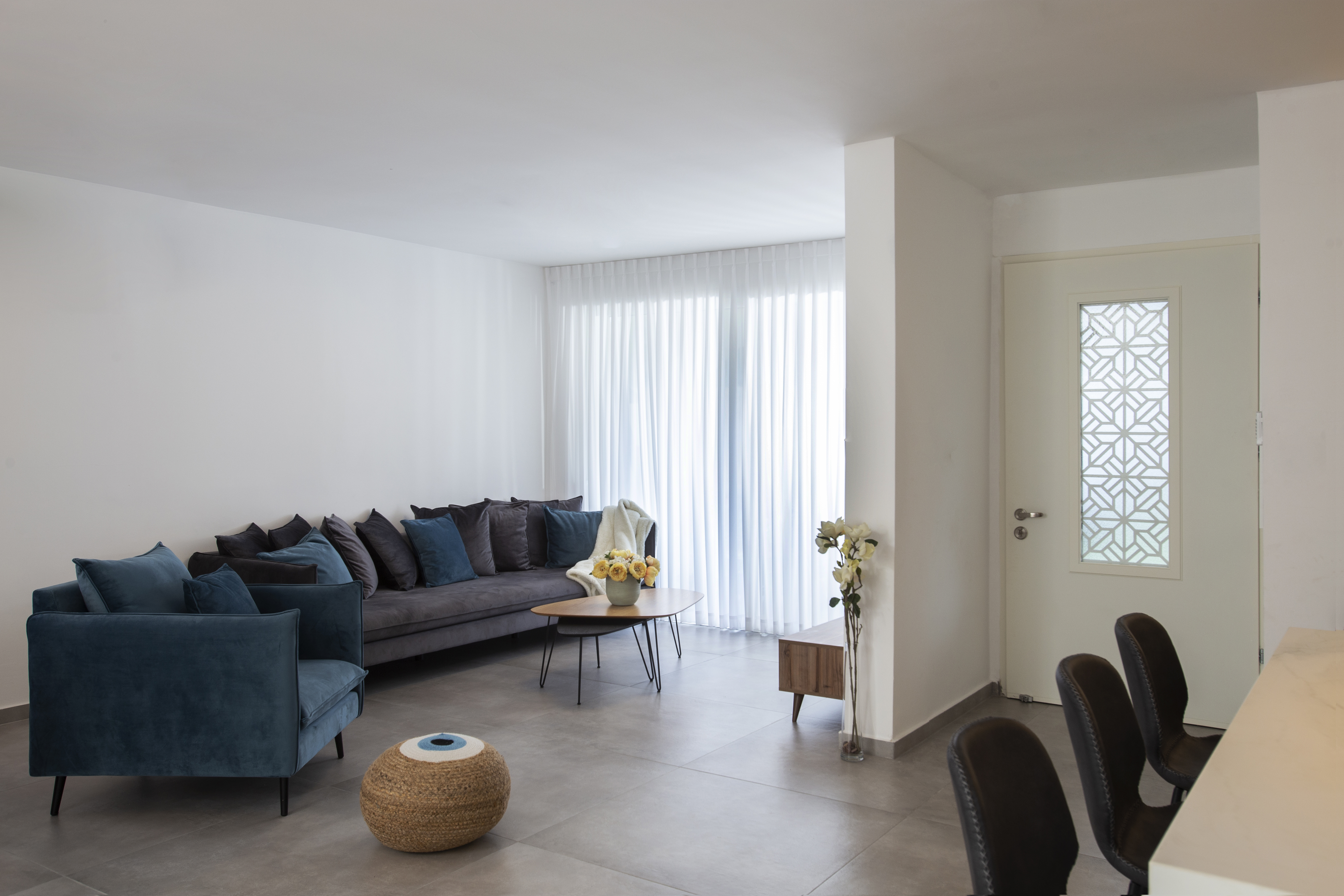 שיפוץ וילה בתל מונד