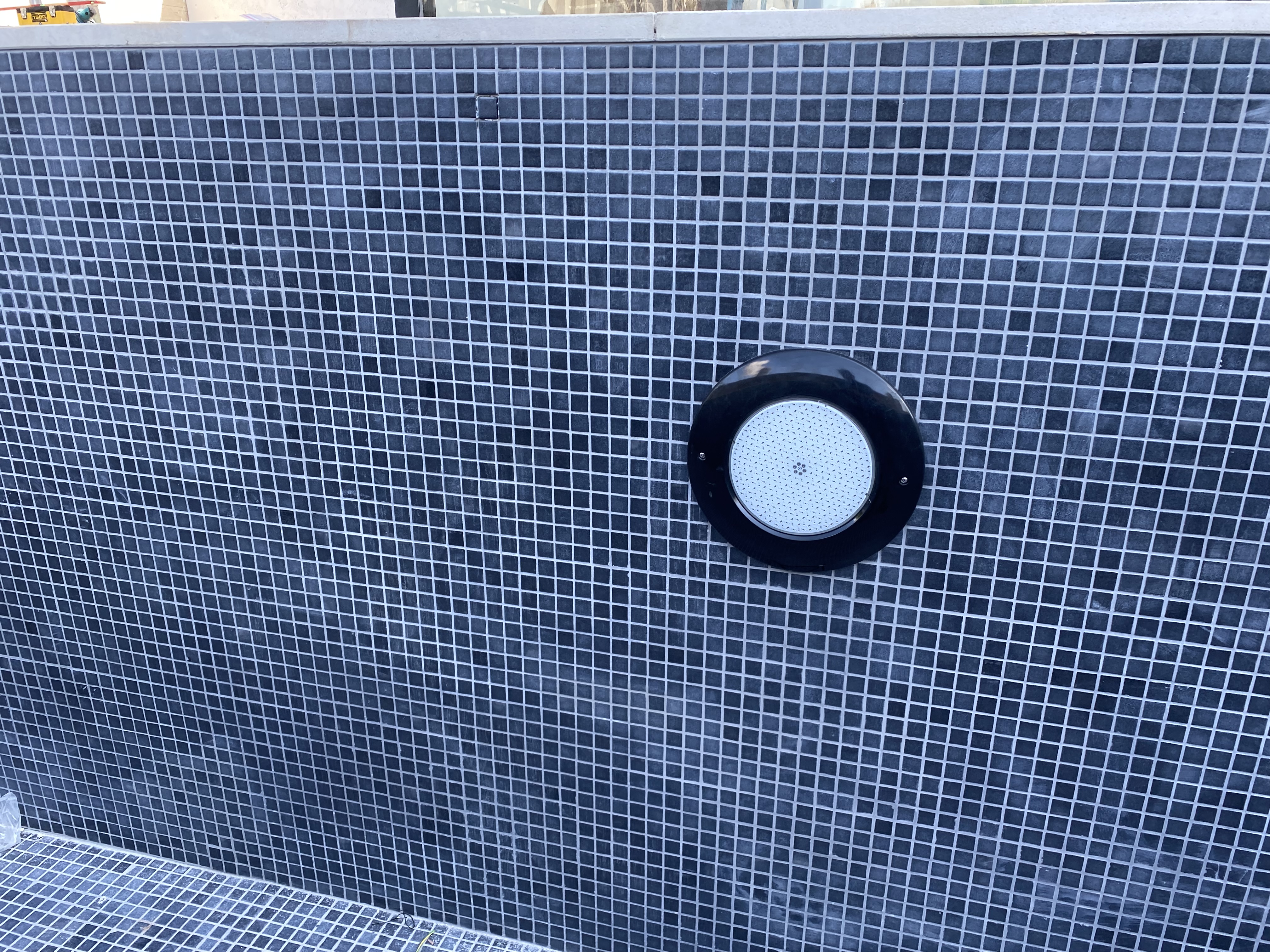 בניית בריכת שחייה פרטית ברמת גן עם האדריכל DBDA