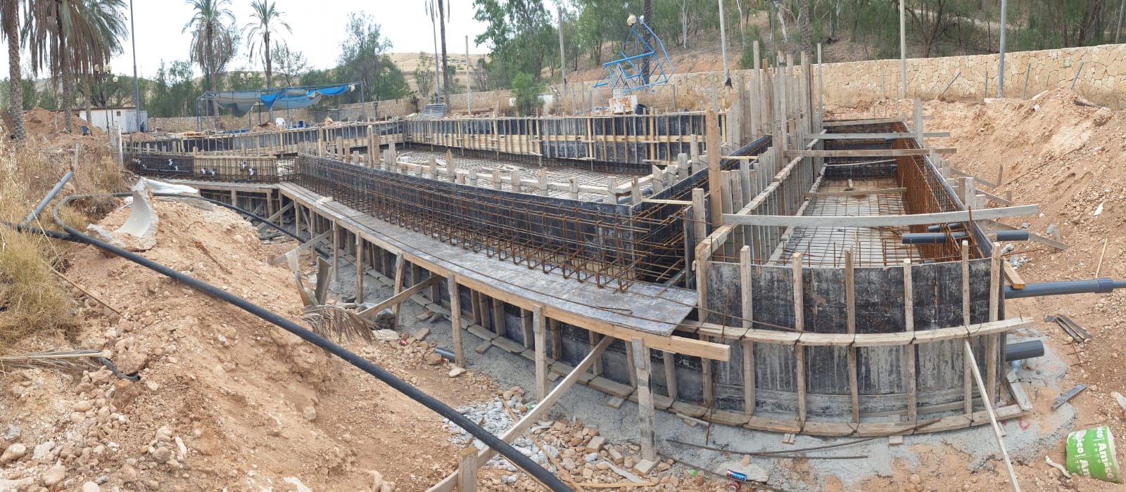 הקמת בריכת שחייה ציבורית כולל פיתוח