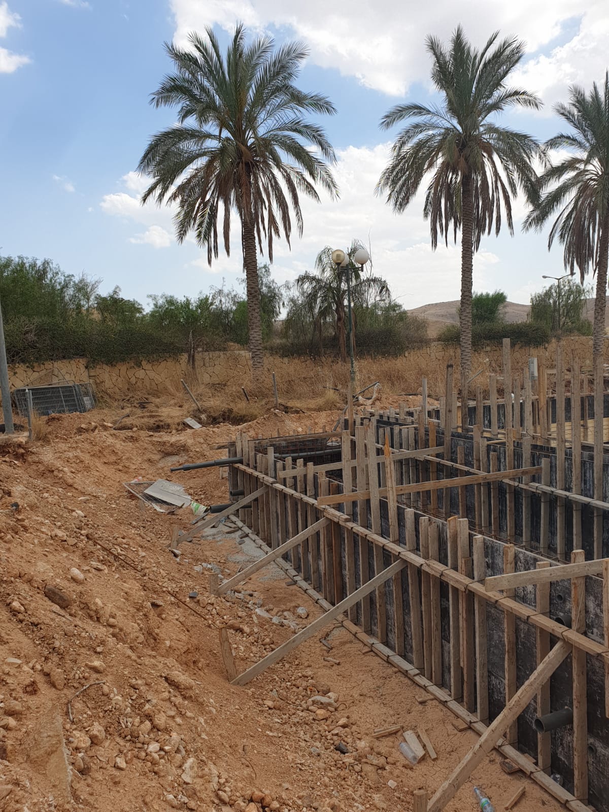 הקמת בריכת שחייה ציבורית כולל פיתוח