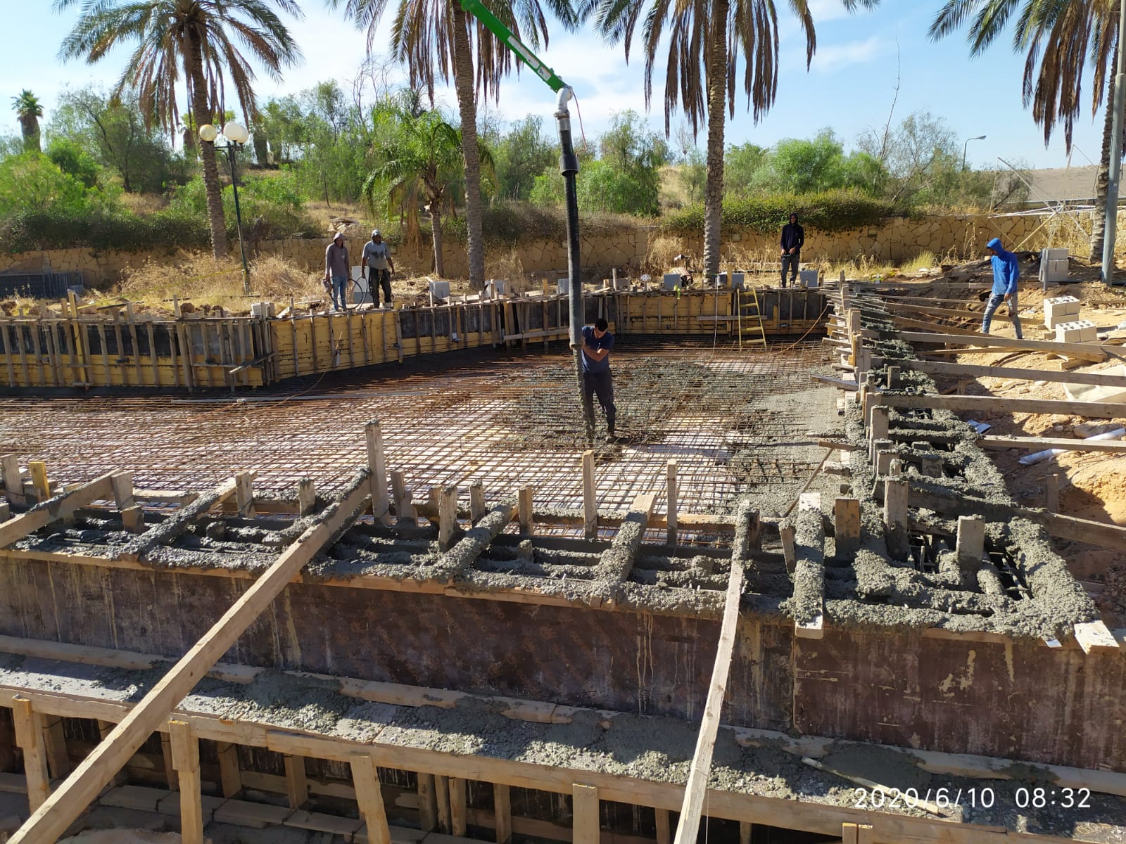 הקמת בריכת שחייה ציבורית כולל פיתוח