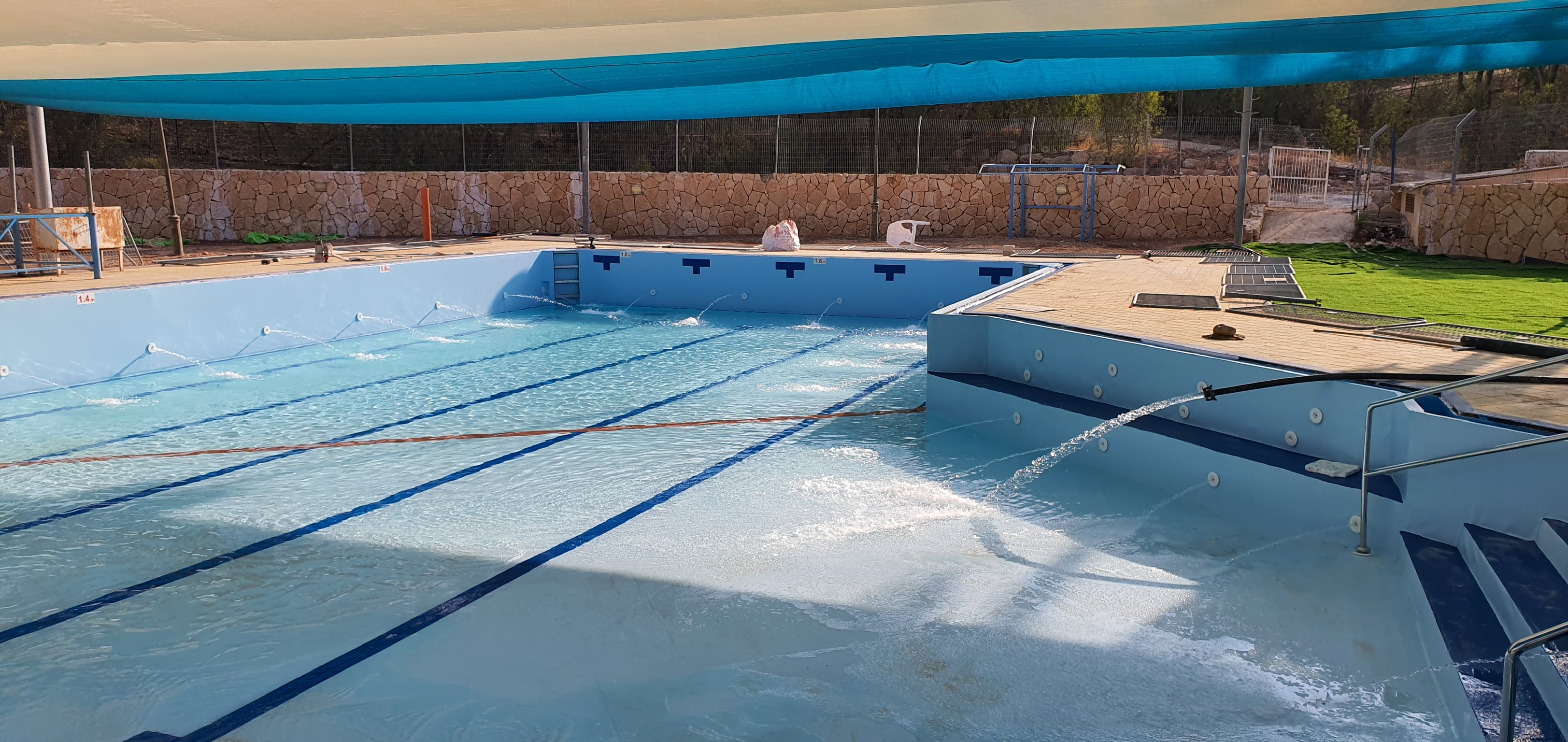 הקמת בריכת שחייה ציבורית כולל פיתוח