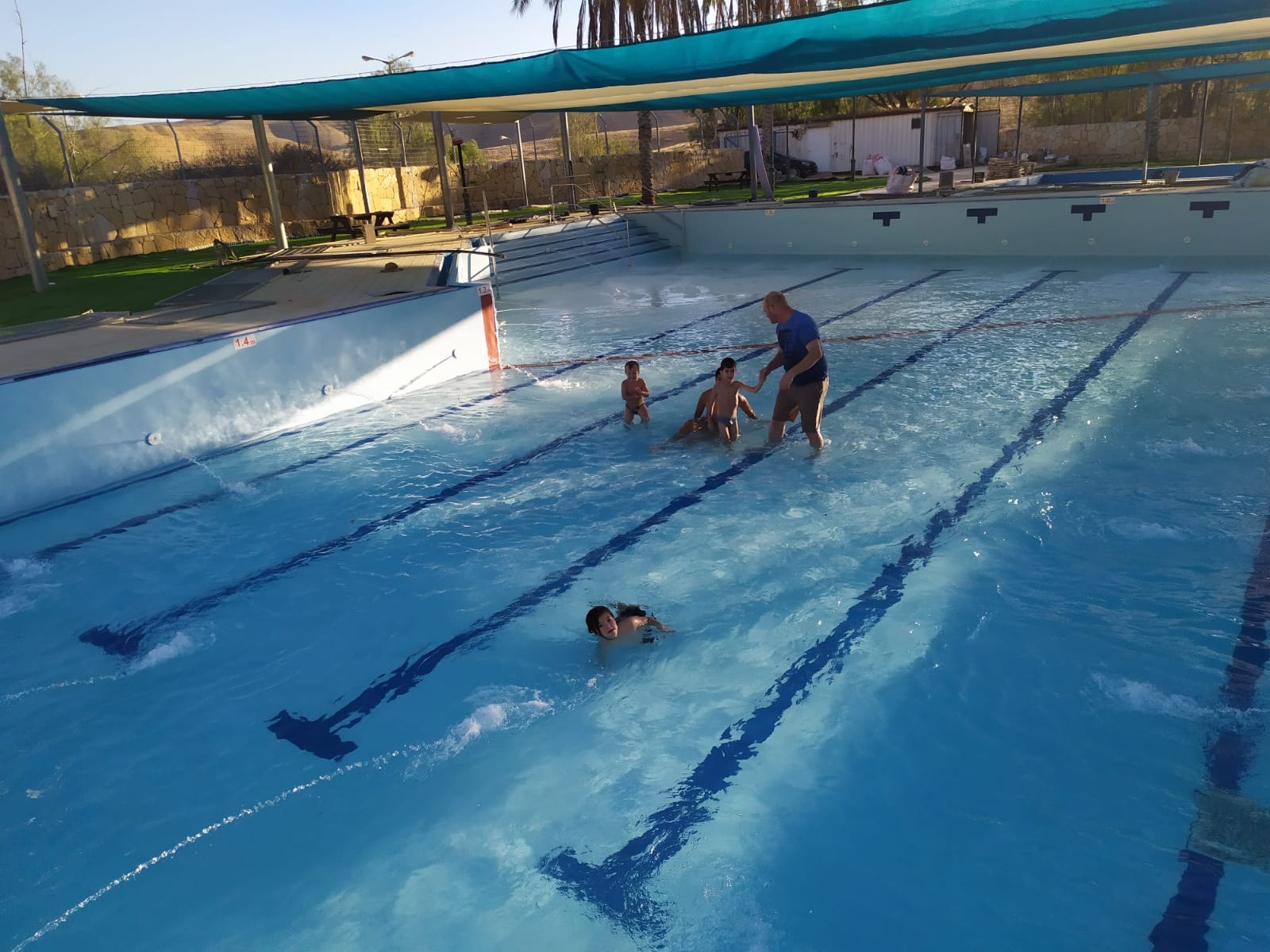 הקמת בריכת שחייה ציבורית כולל פיתוח