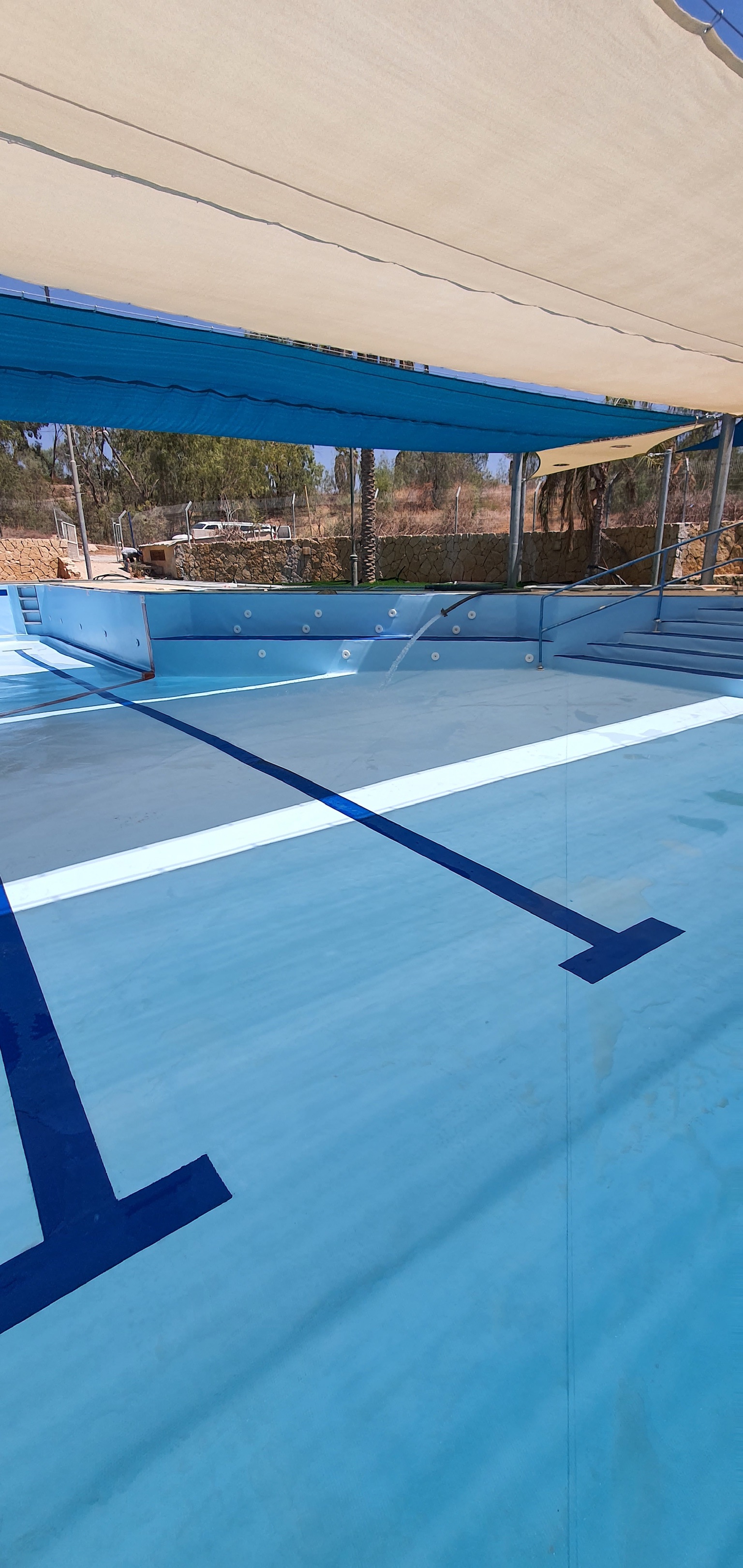 הקמת בריכת שחייה ציבורית כולל פיתוח