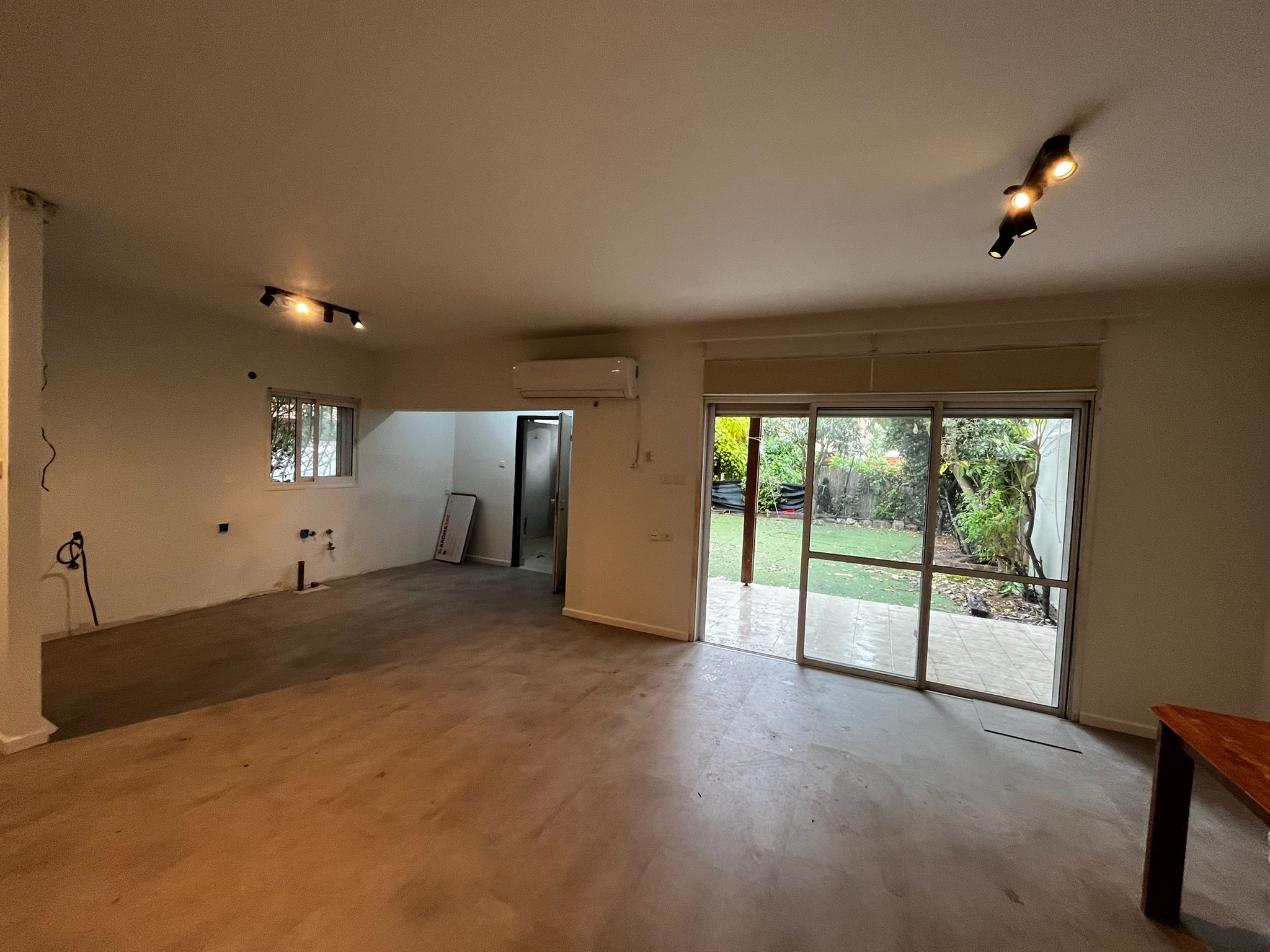 שיפוץ קוסמטי לוילה בבת חפר