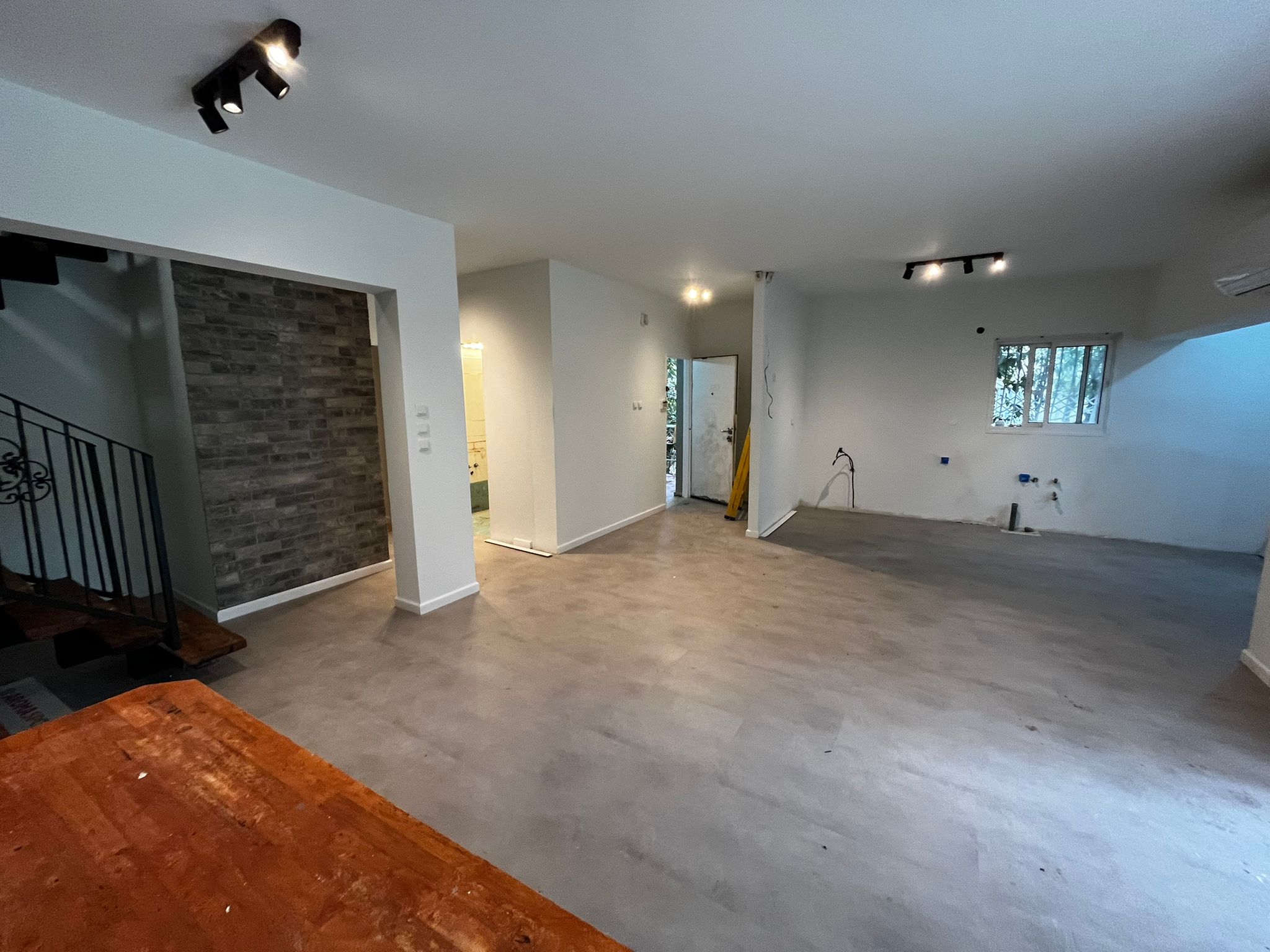 שיפוץ קוסמטי לוילה בבת חפר