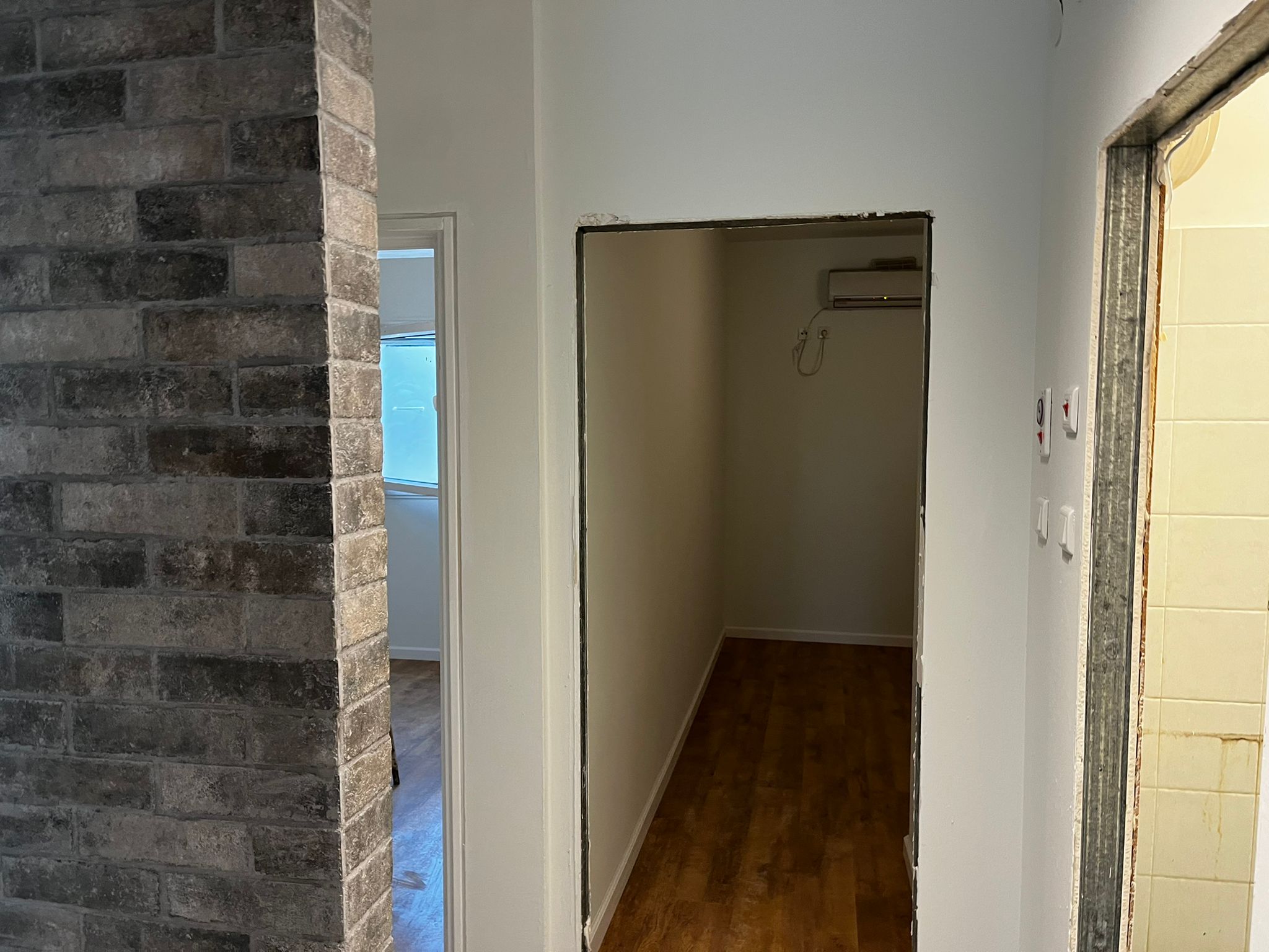 שיפוץ קוסמטי לוילה בבת חפר