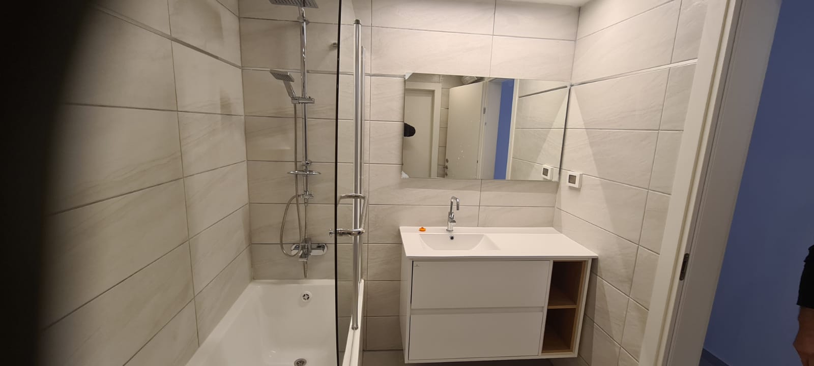 מגוון שיפוצי אמבטיה