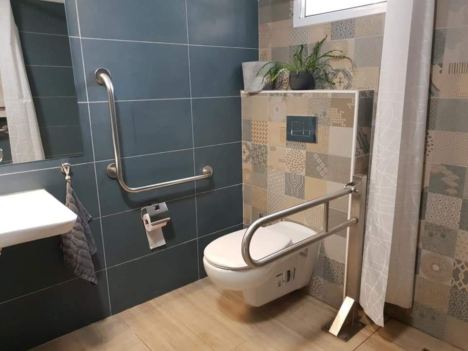 מגוון שיפוצי אמבטיה