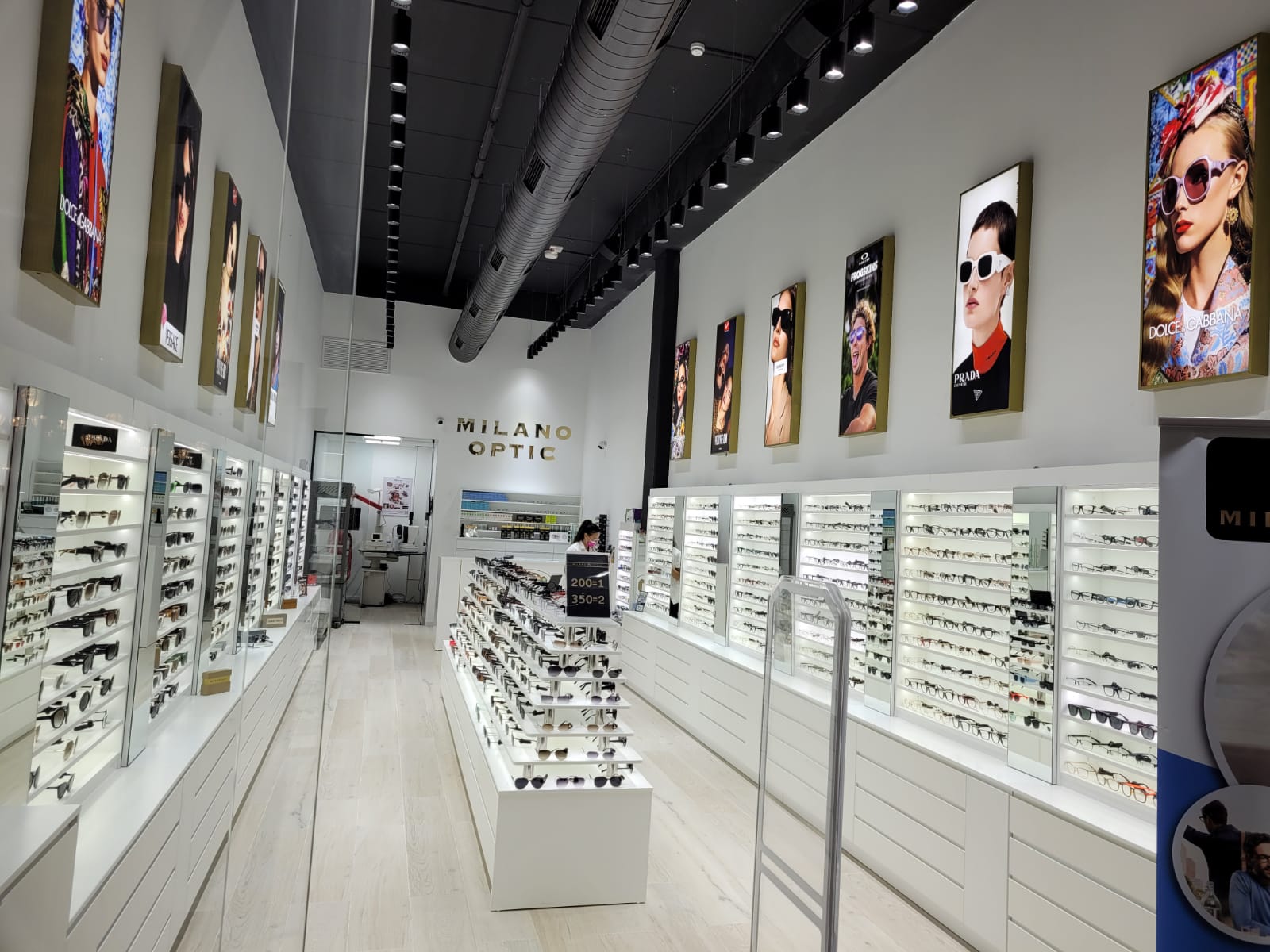 תכנון ועיצוב חנות אופטיקה