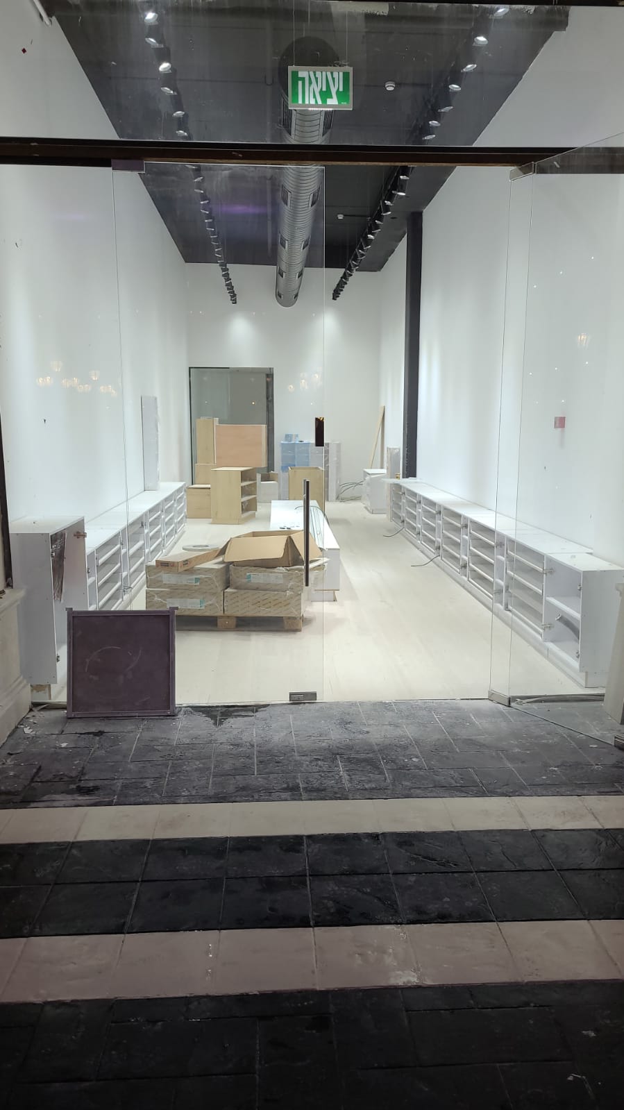 תכנון ועיצוב חנות אופטיקה