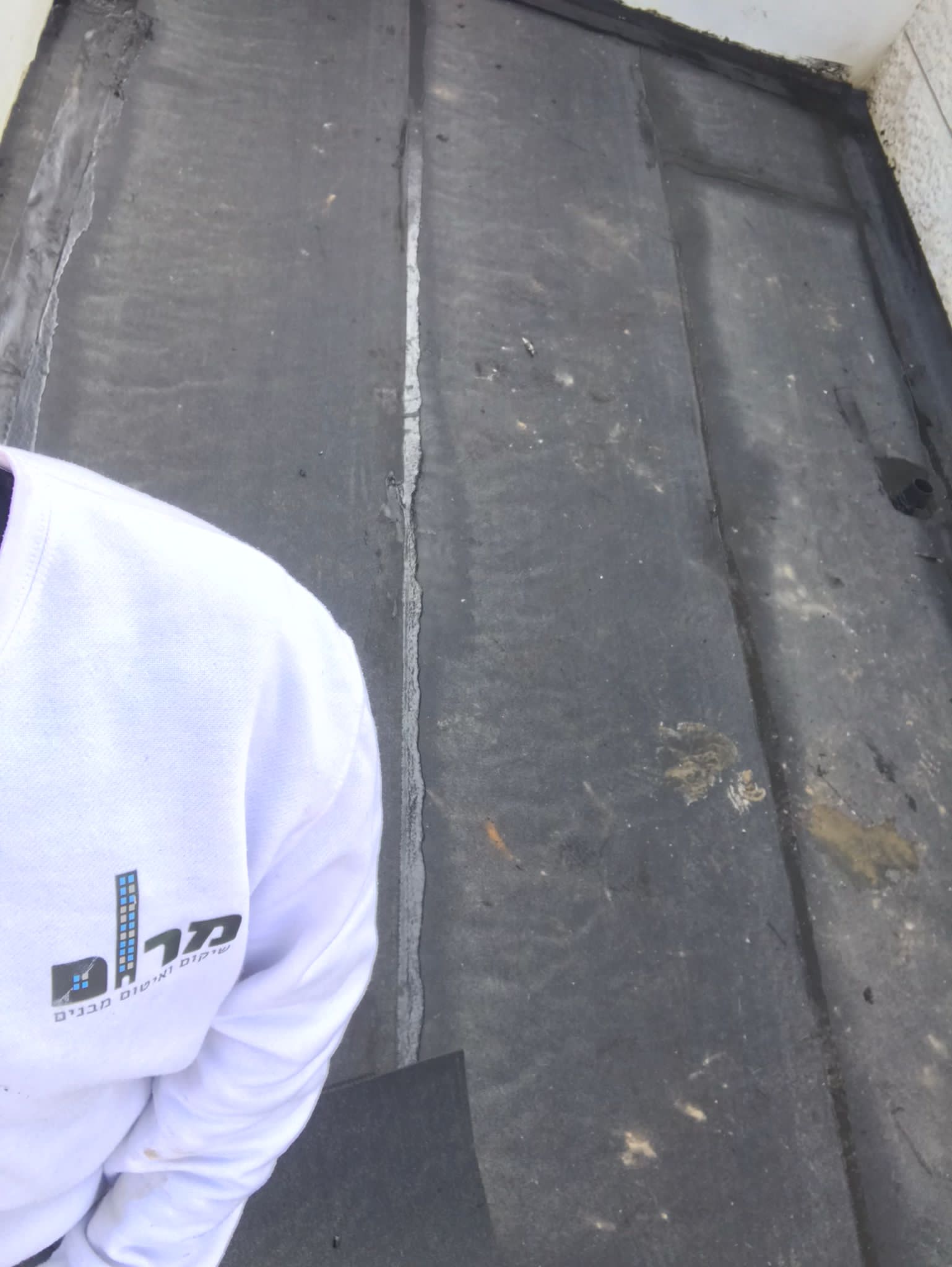 איטום מרפסות