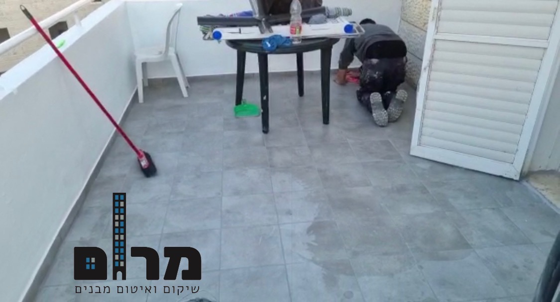 איטום מרפסות