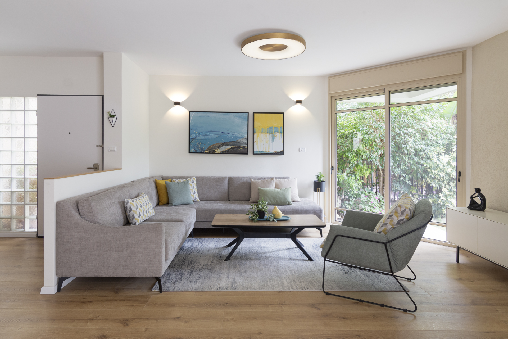 עיצוב חלל ציבורי בבית פרטי במודיעין