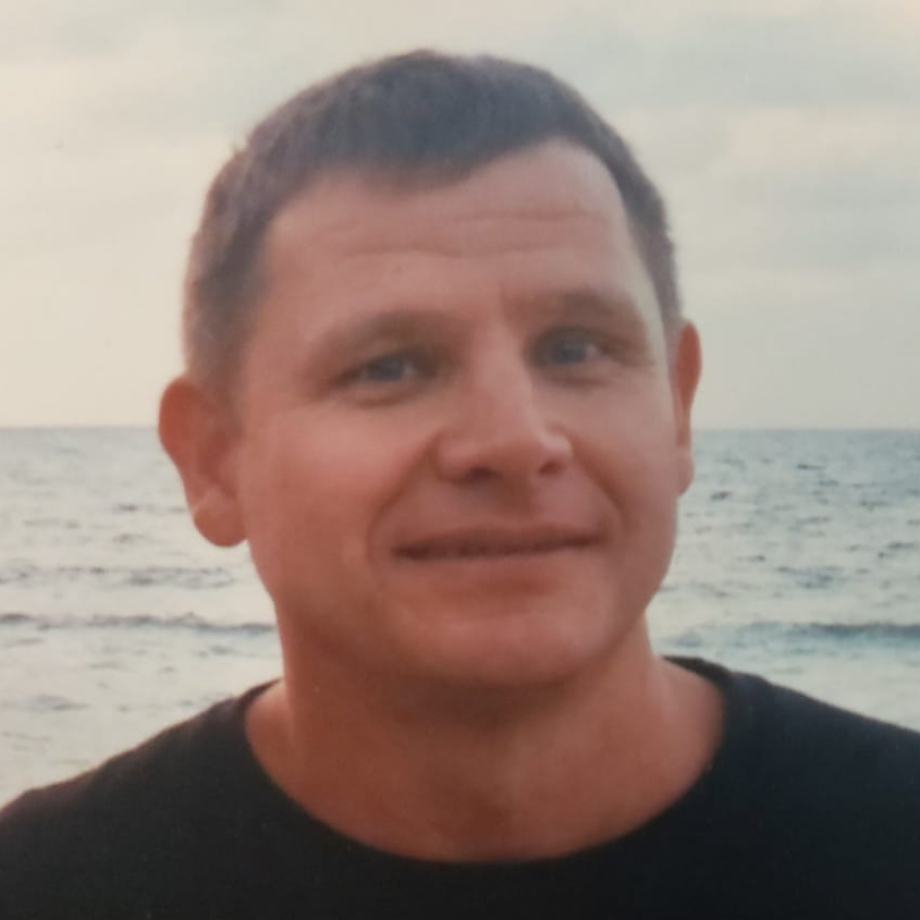 אלכס קאפליטי - קבלן שליכט וטיח , תמונת פנים