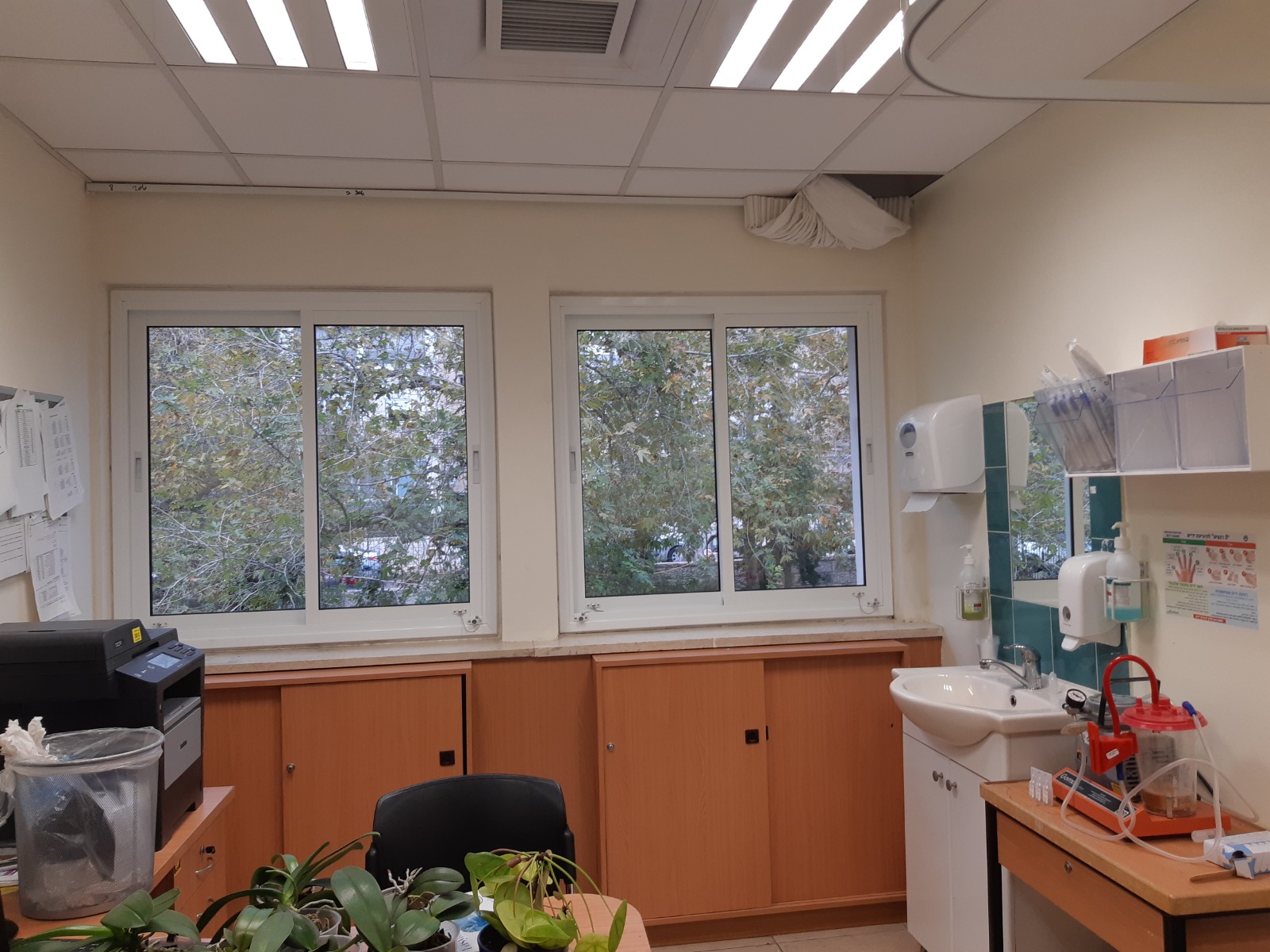 חלון קליל בייסיק