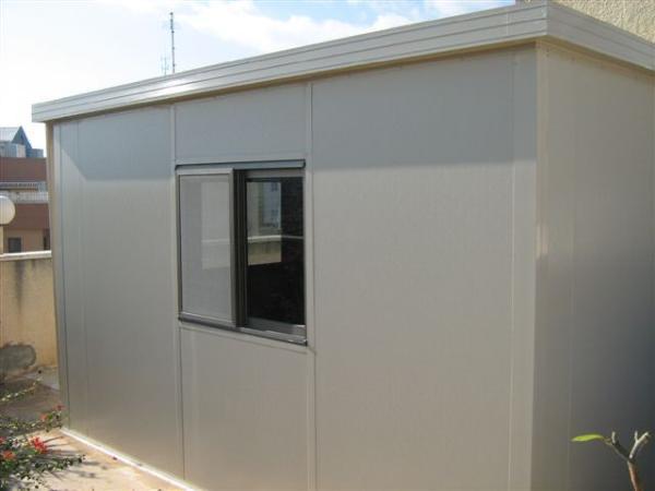 מחסנים מבנייה קלה