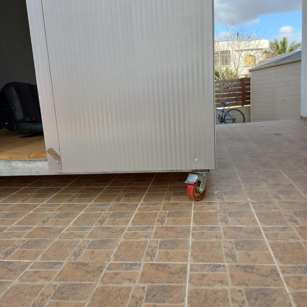 מחסנים מבנייה קלה