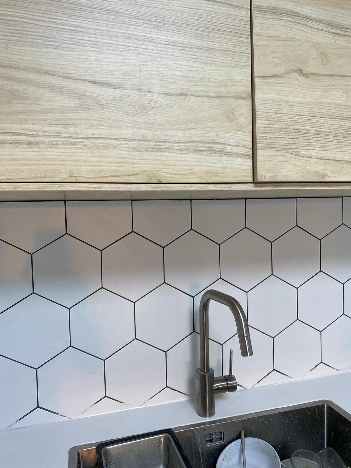 חיפוי קירות וצבע