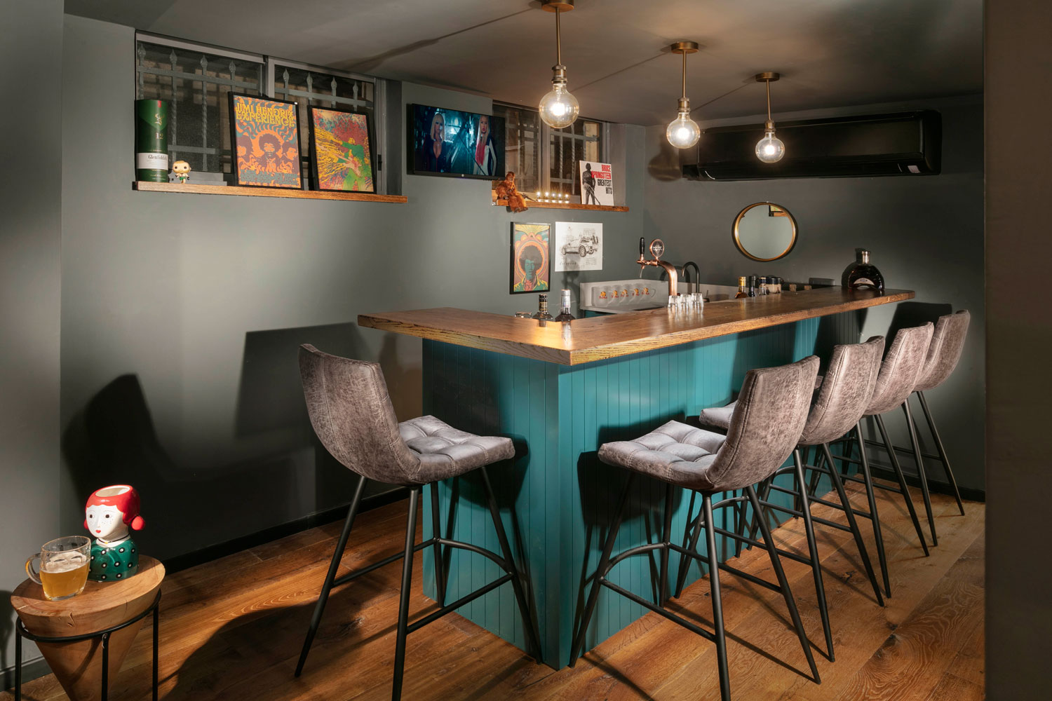 🖤 פאב מתחת לבית 🖤 MANCAVE