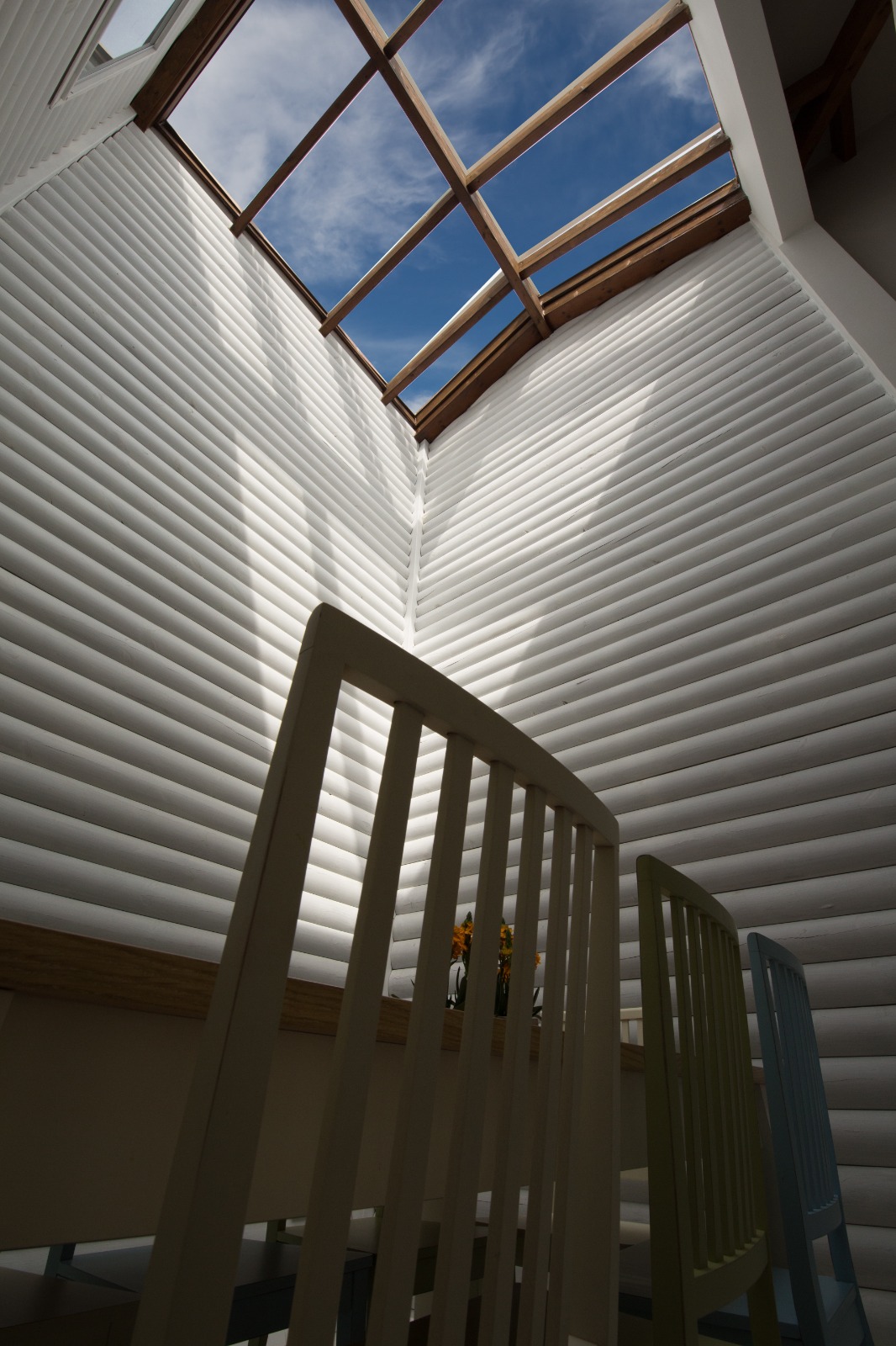 עיצוב מחדש של בית בנוי עץ