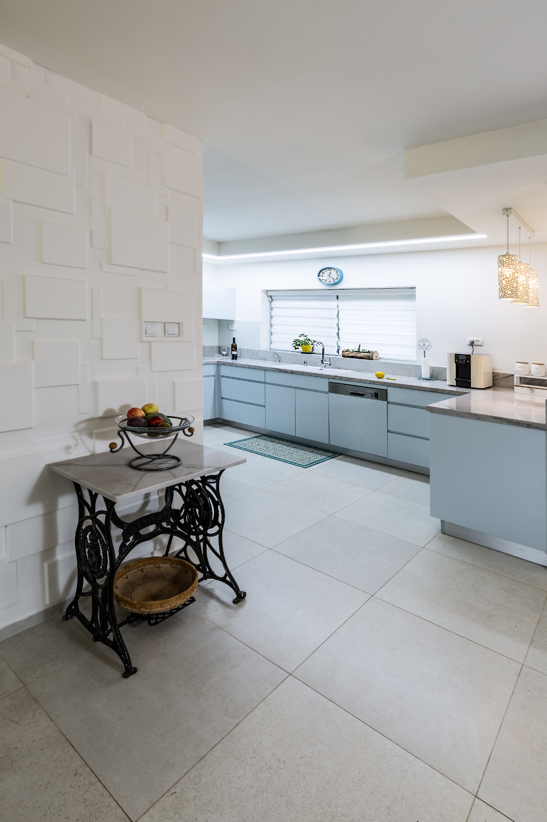 שיפוץ קומפלט של קומת הכניסה בבית פרטי