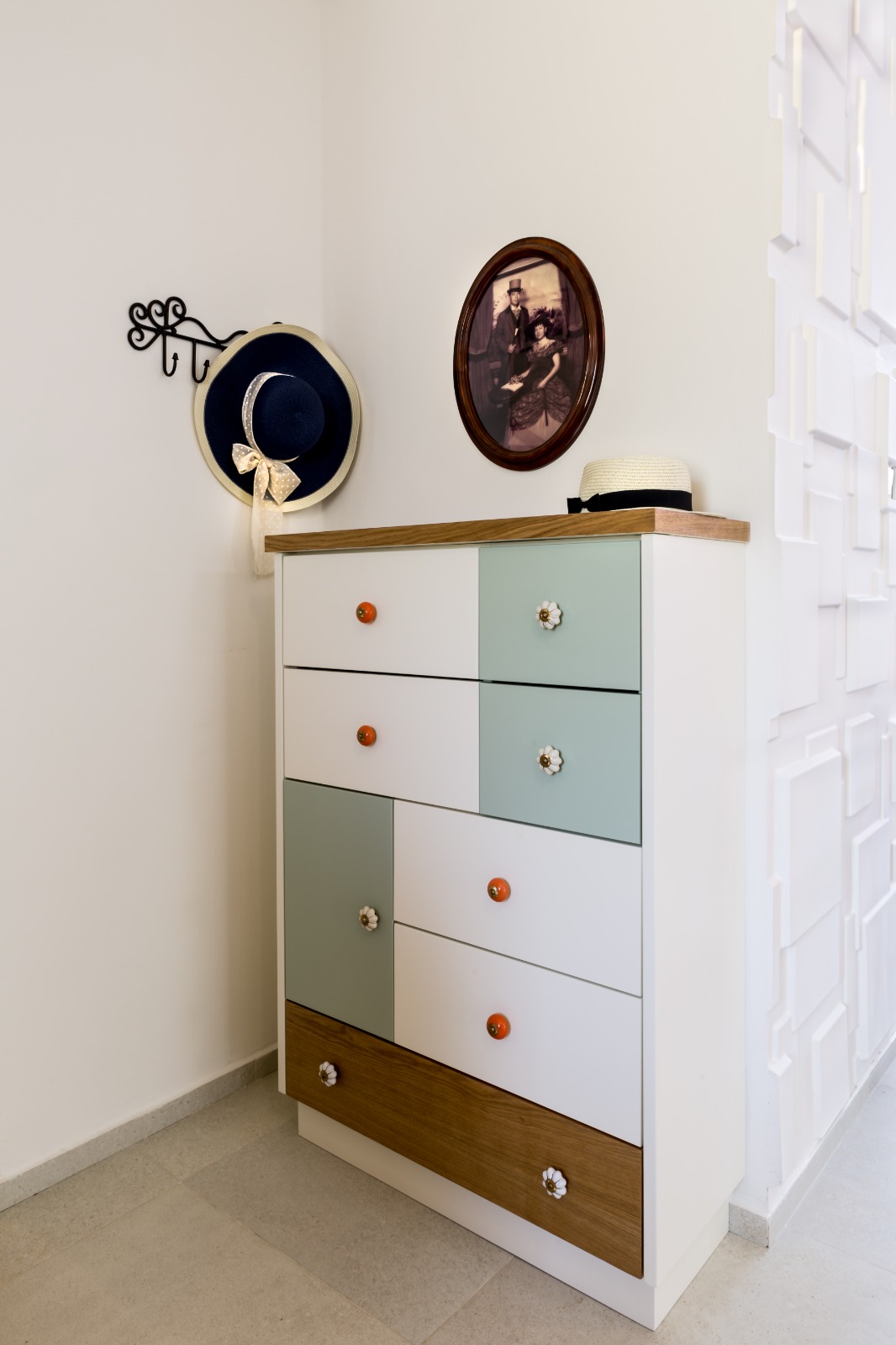 שיפוץ קומפלט של קומת הכניסה בבית פרטי