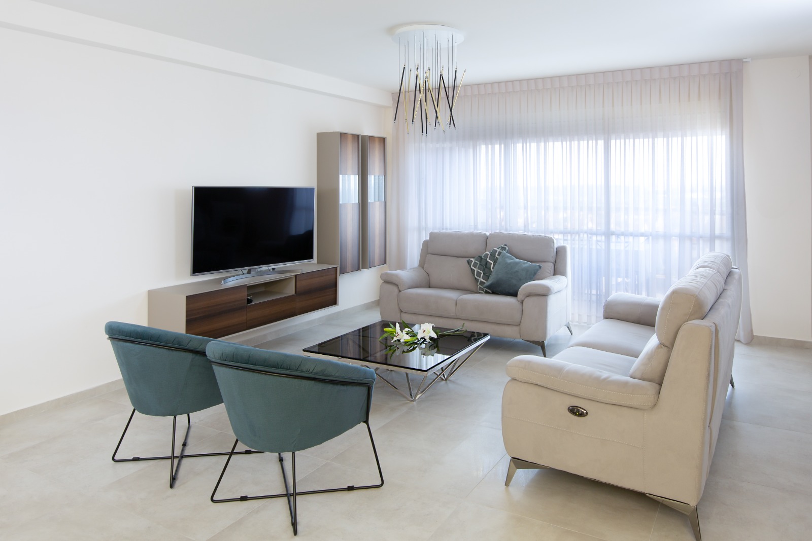 שיפוץ מאסיבי בדירה