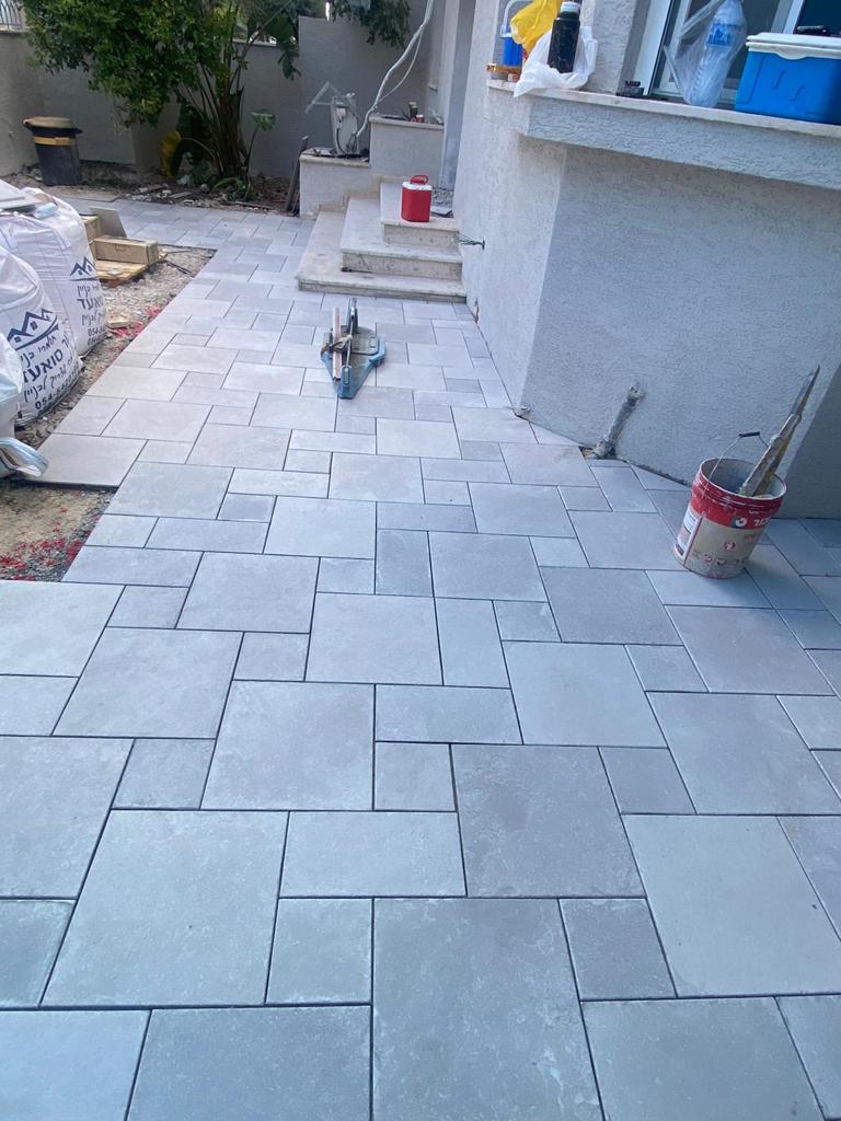 עבודות ריצוף