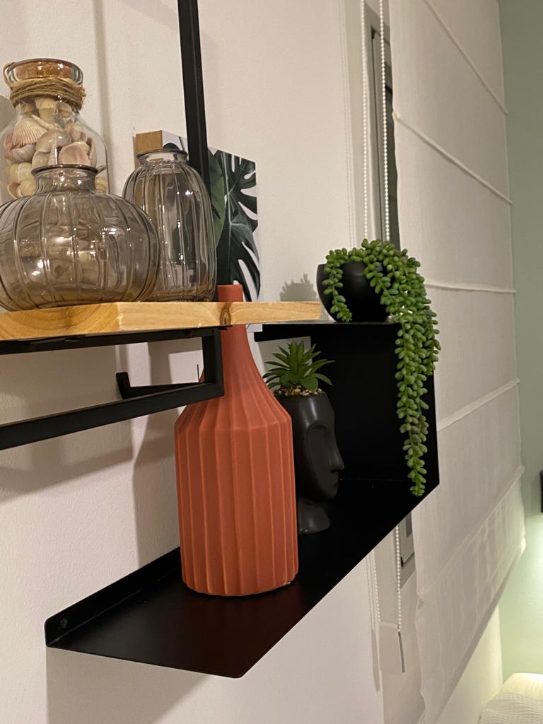 עיצוב חלל מרכזי בבית פרטי בסנגון כפרי