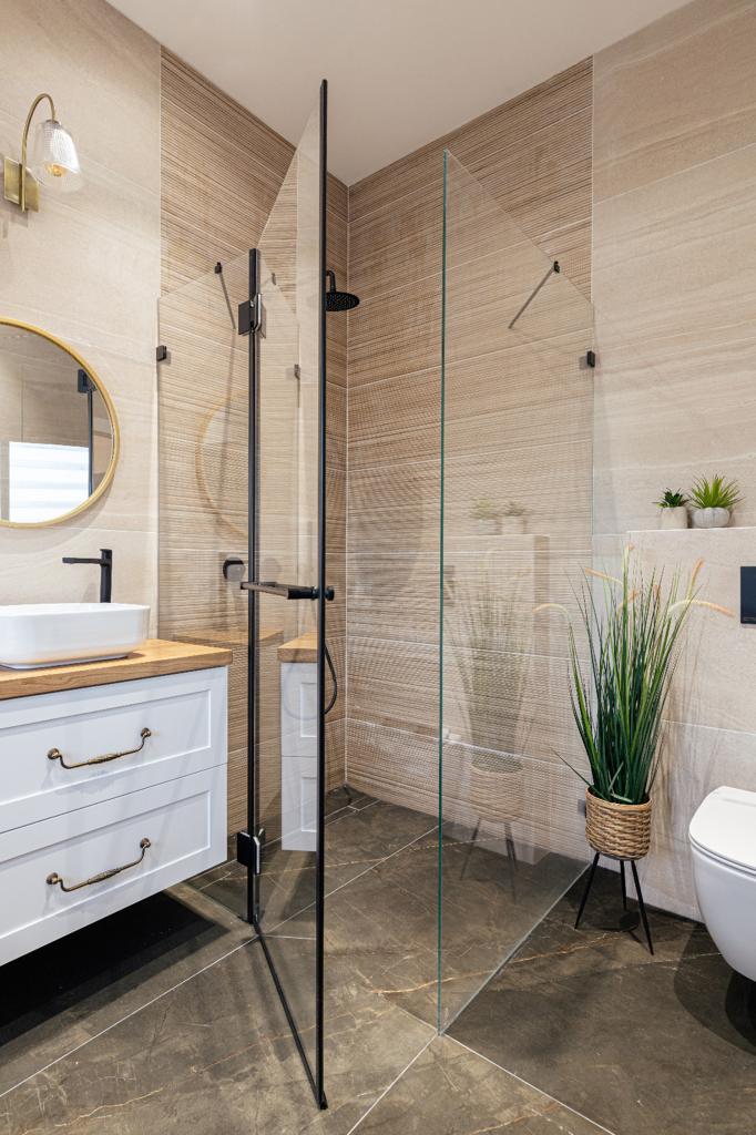 תכנון ועיצוב חדר רחצה שהיה קודם חדר ילדים