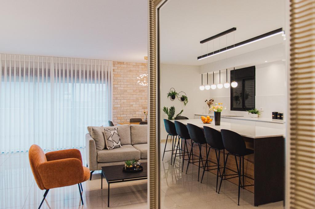 תכנון ועיצוב סלון ומטבח בדירת פנטהאוז