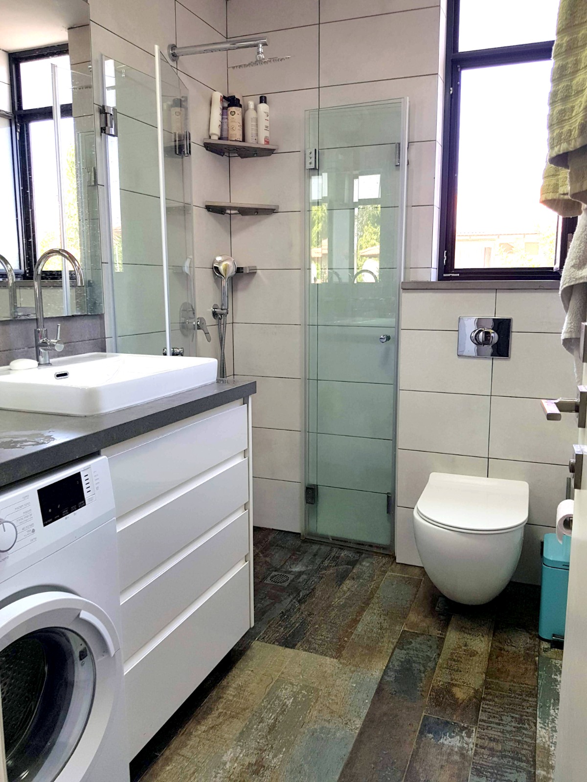 שיפוץ בית אצל אלכס וגריי